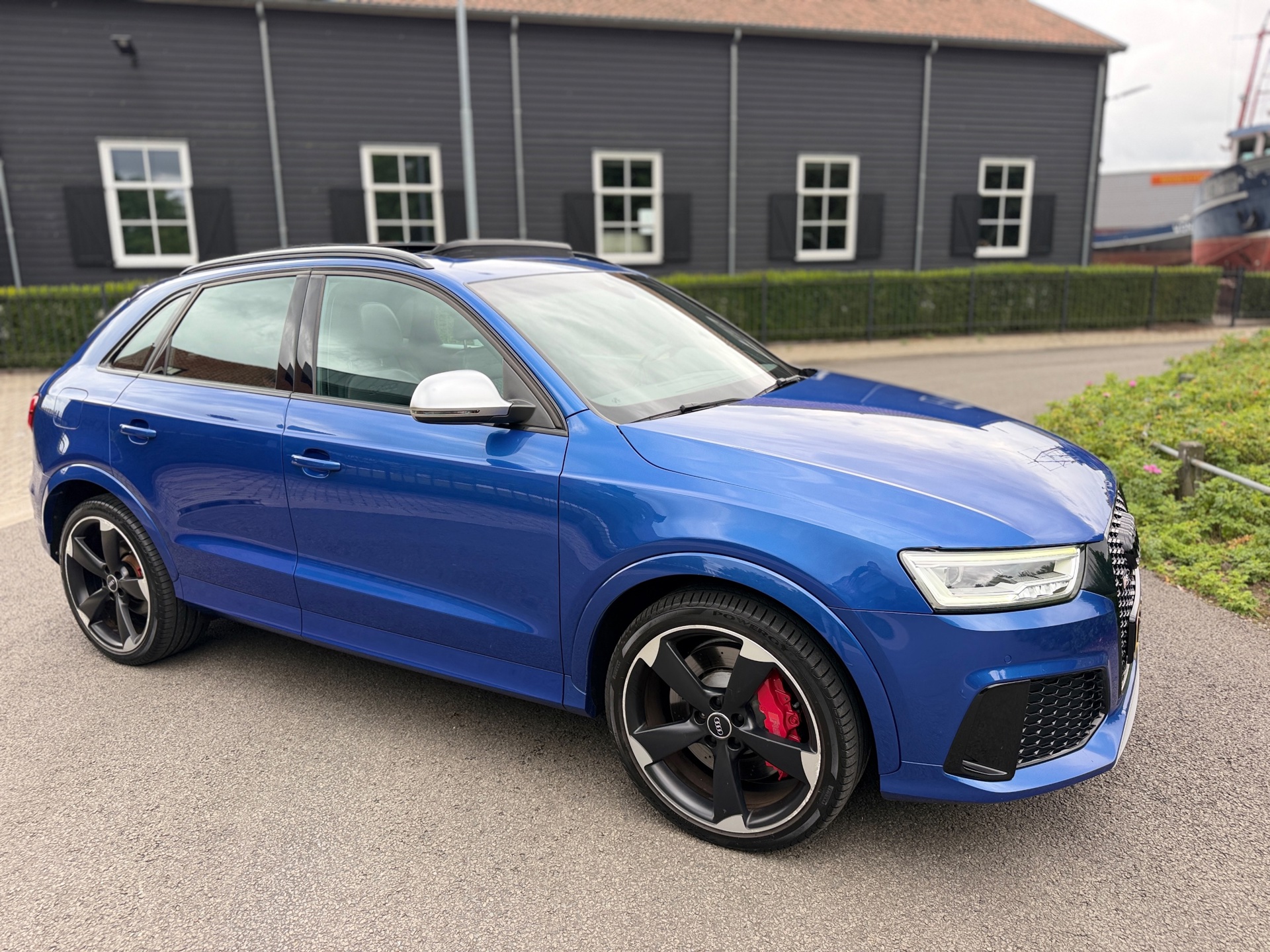 Foto van Audi RS Q3