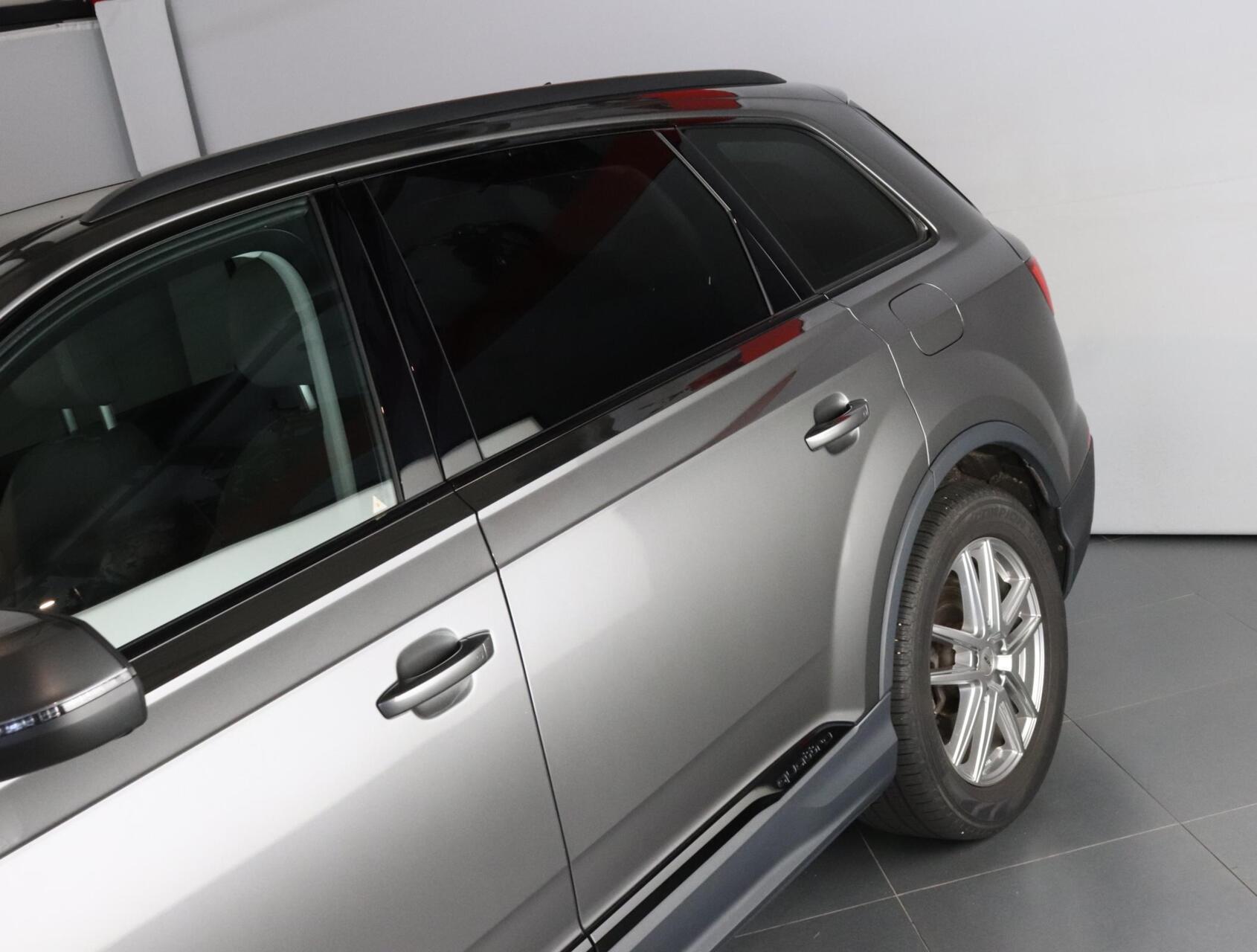 Foto van Audi Q7 55 TFSI E
