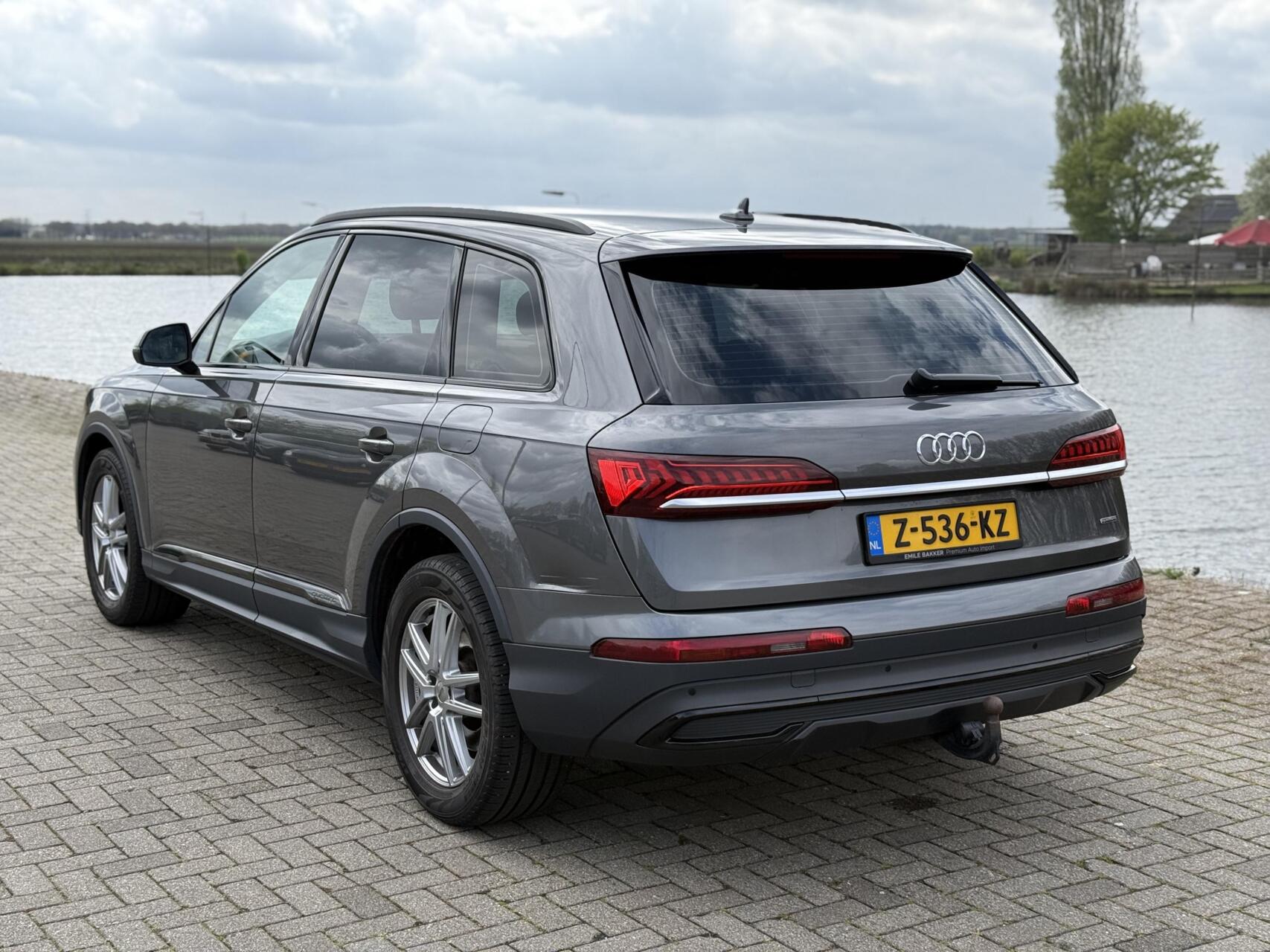 Foto van Audi Q7 55 TFSI E