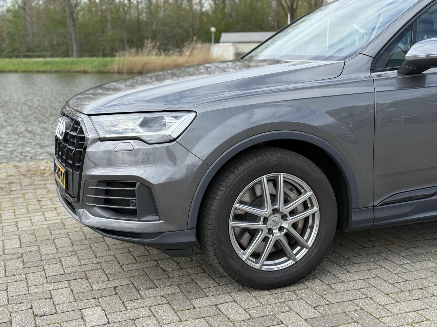 Foto van Audi Q7 55 TFSI E