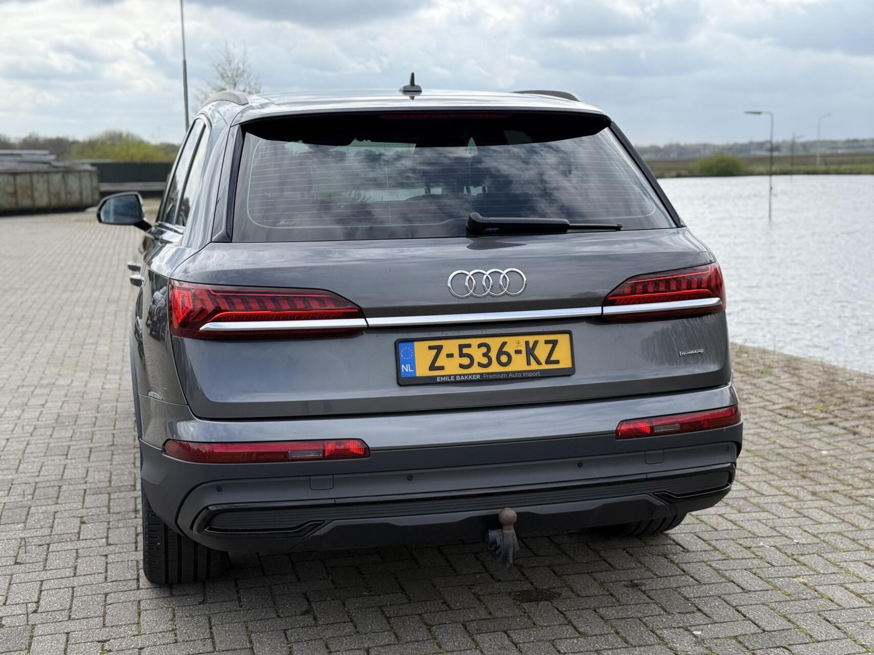 Foto van Audi Q7 55 TFSI E
