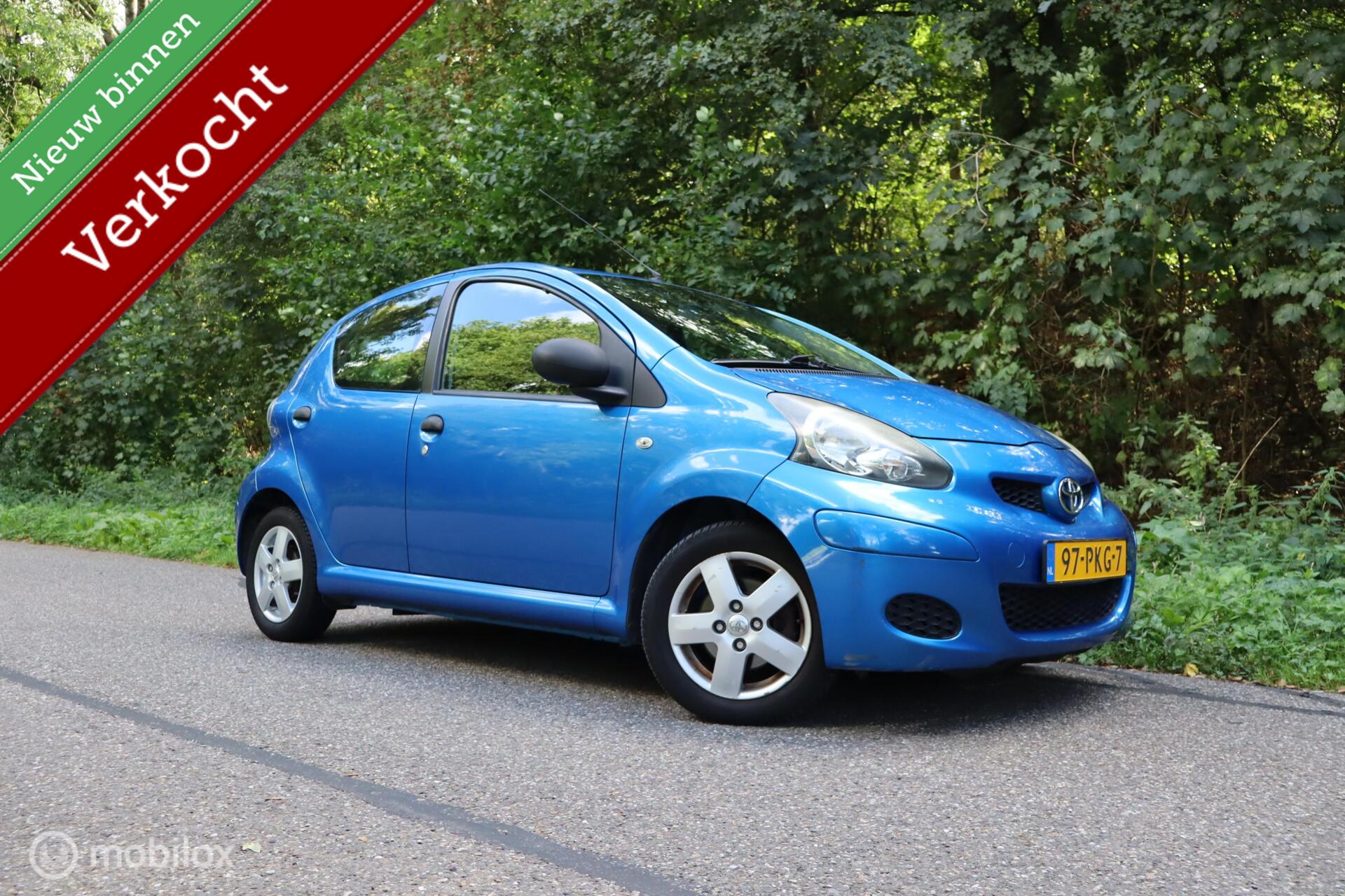 Toyota Toyota Aygo 1.0-12V Cool | Airco | NAP!! Koopje! 2011 - voorkant