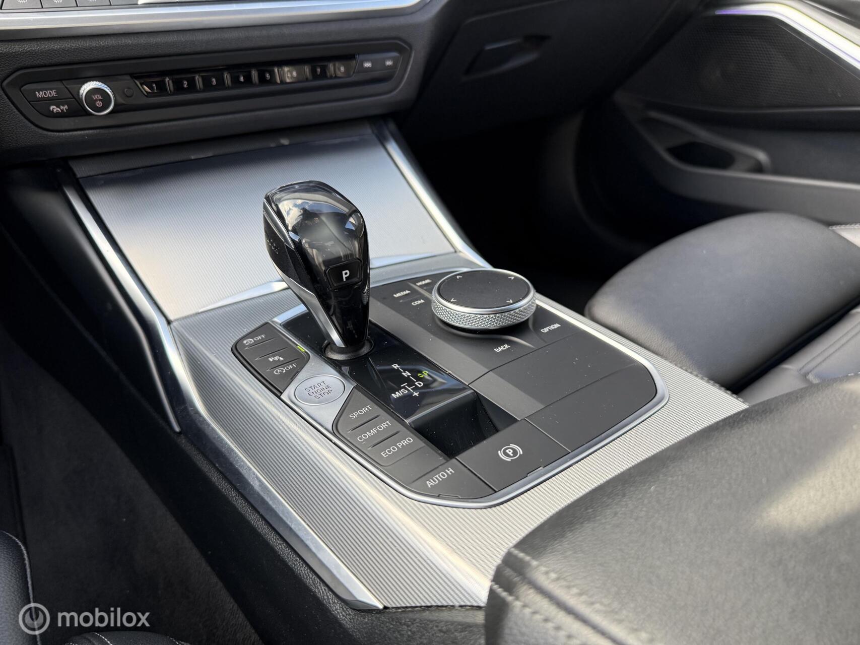 Foto van BMW 320i