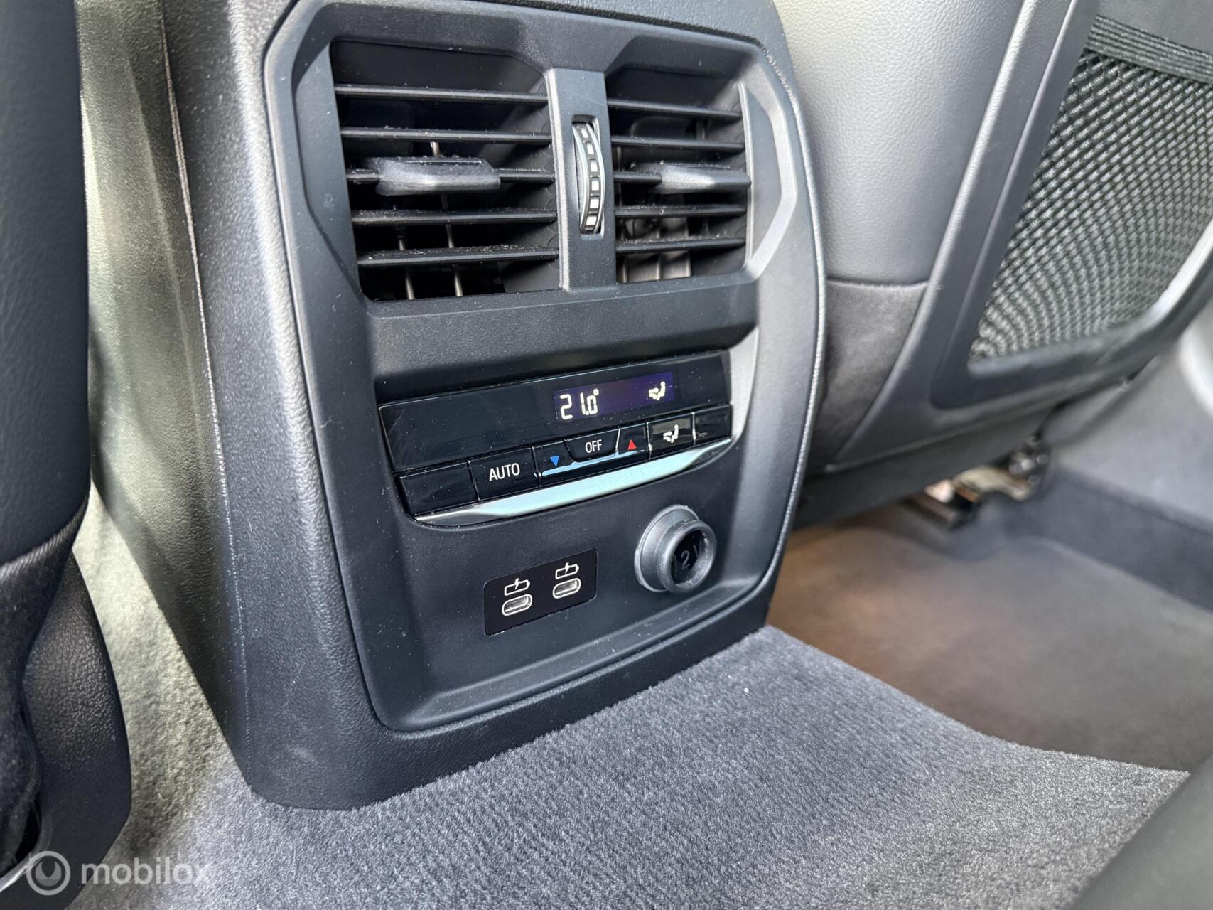 Foto van BMW 320i