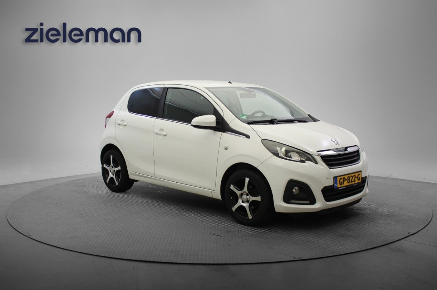 Peugeot 108 1.0 e-VTi Active 5 Deurs - Airco, Multifunctioneel Stuur, Lichtmetalen Velgen 2015 - voorkant