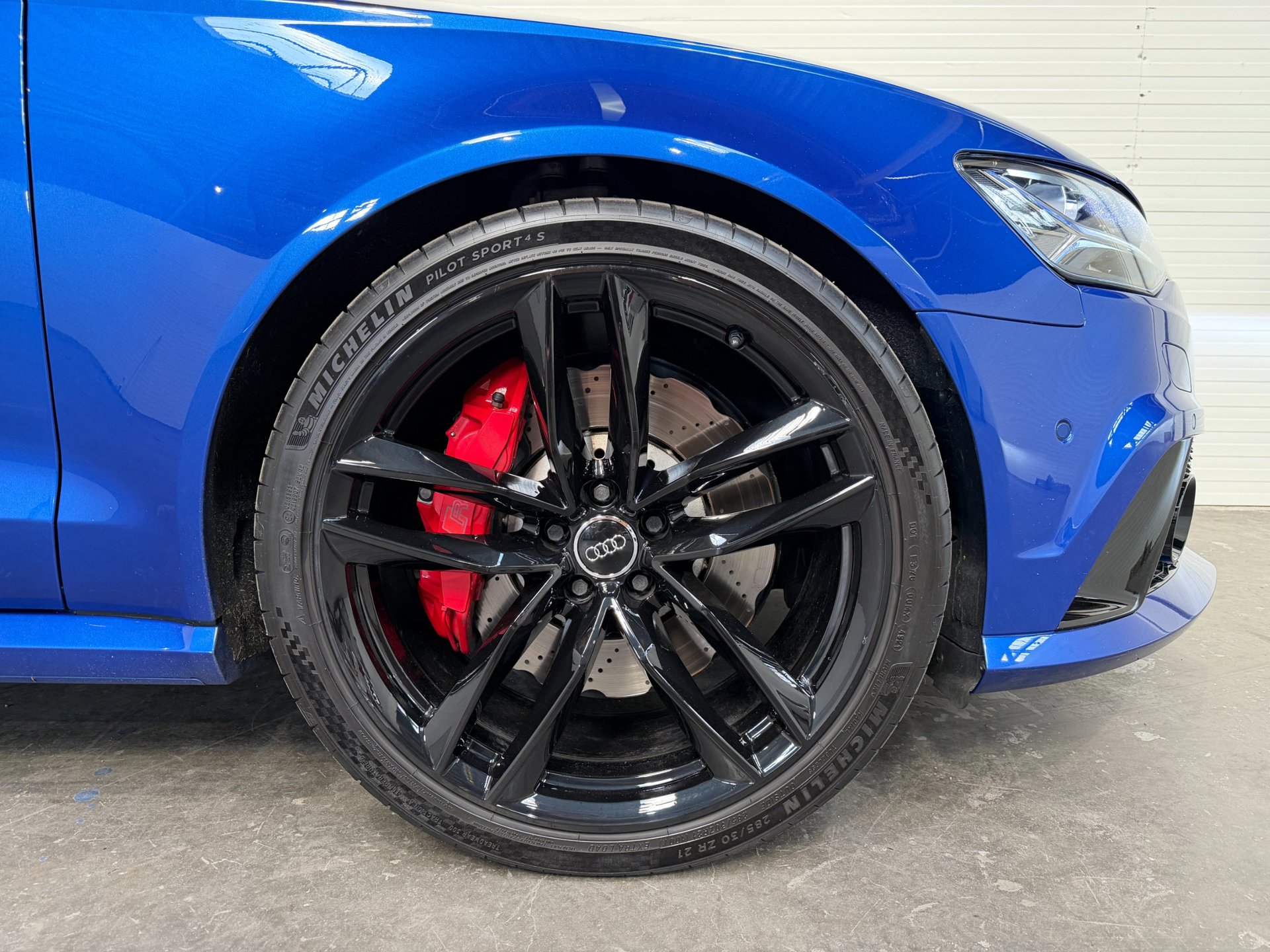 Foto van Audi RS 6 Avant Performance