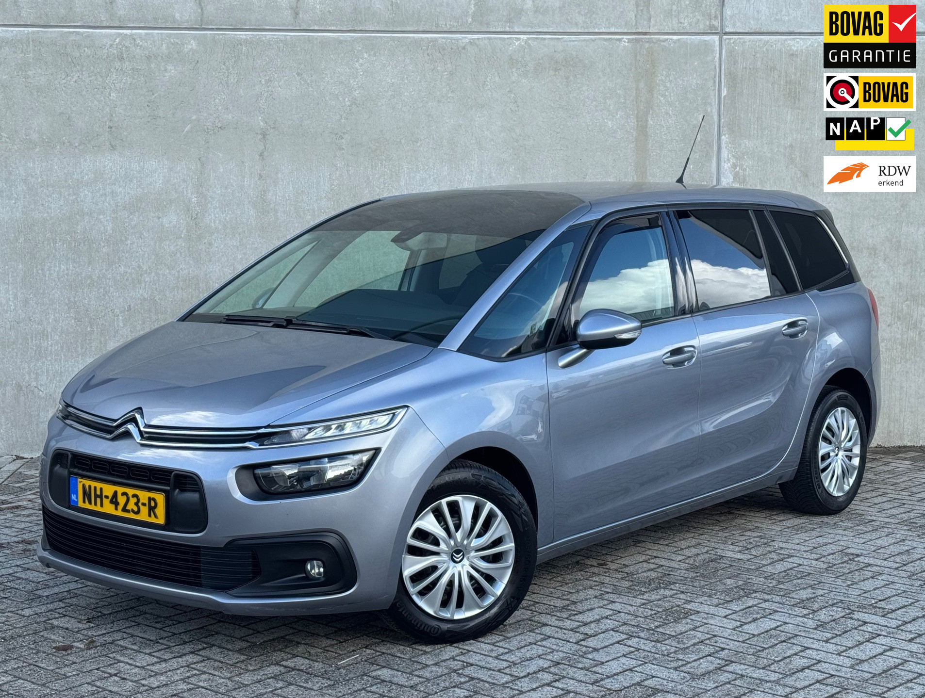 Citroen C4 Picasso 1.6 BlueHDi 7p. 120pk AUT 2017 NAP 2017 - voorkant