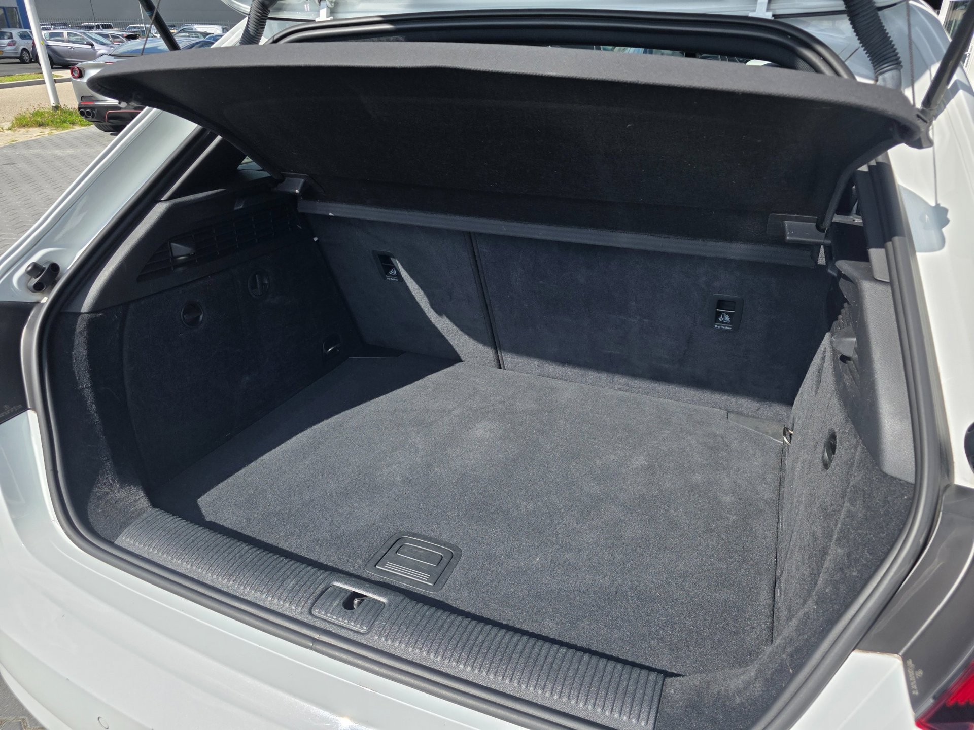 Foto van Audi A3 Sportback E-tron