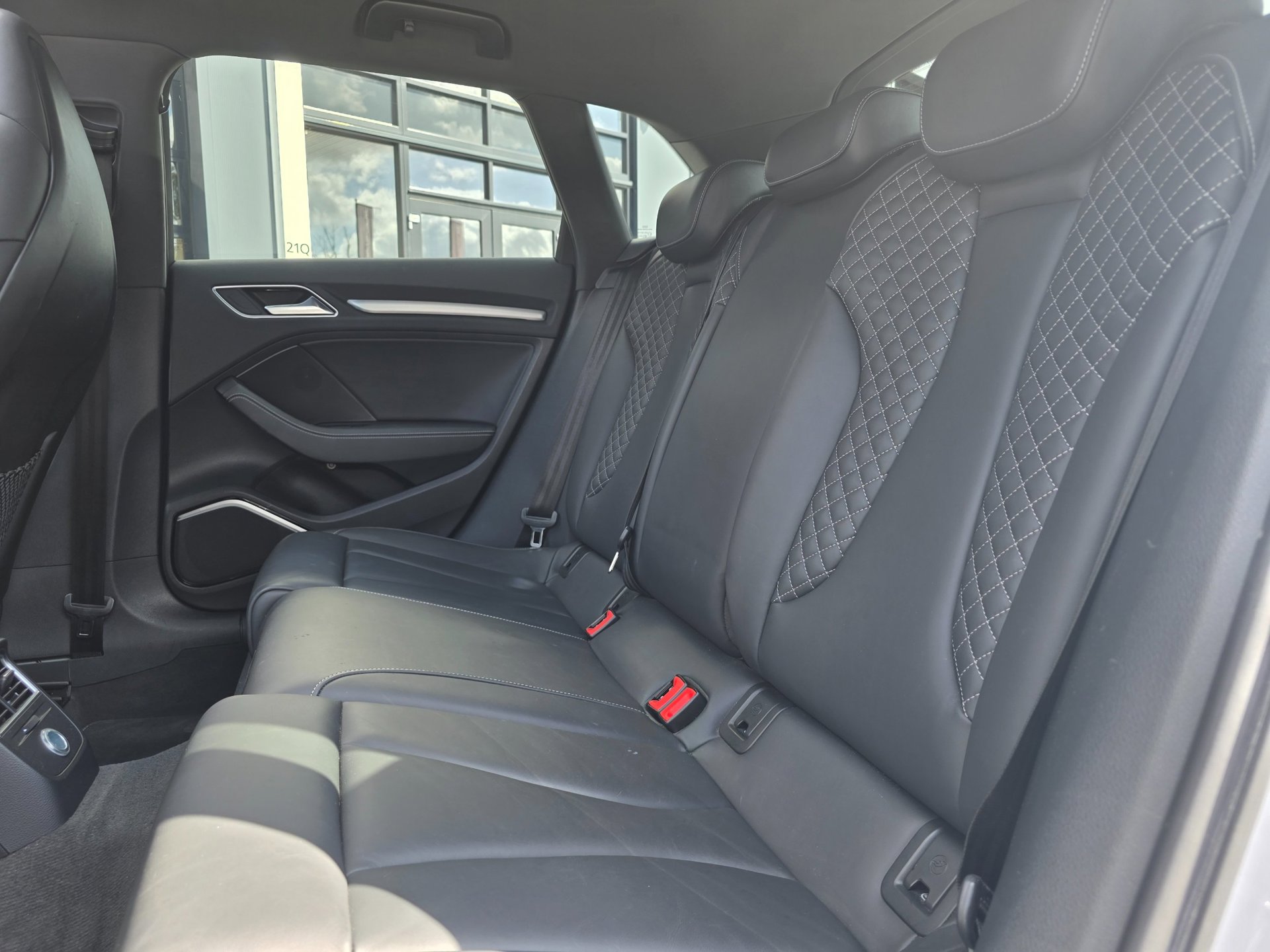 Foto van Audi A3 Sportback E-tron