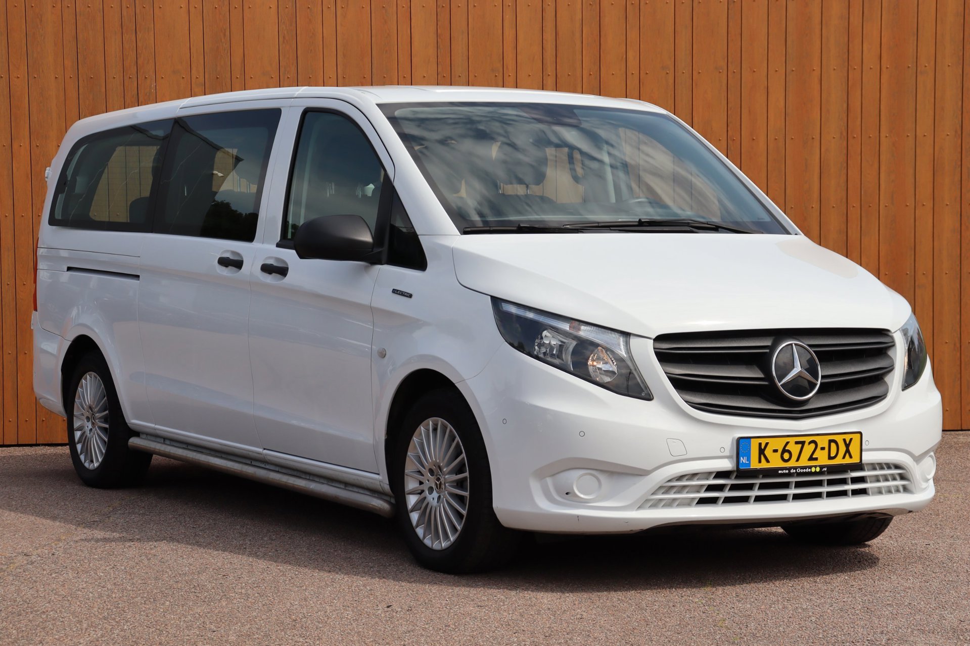 Foto van Mercedes-Benz Evito Tourer