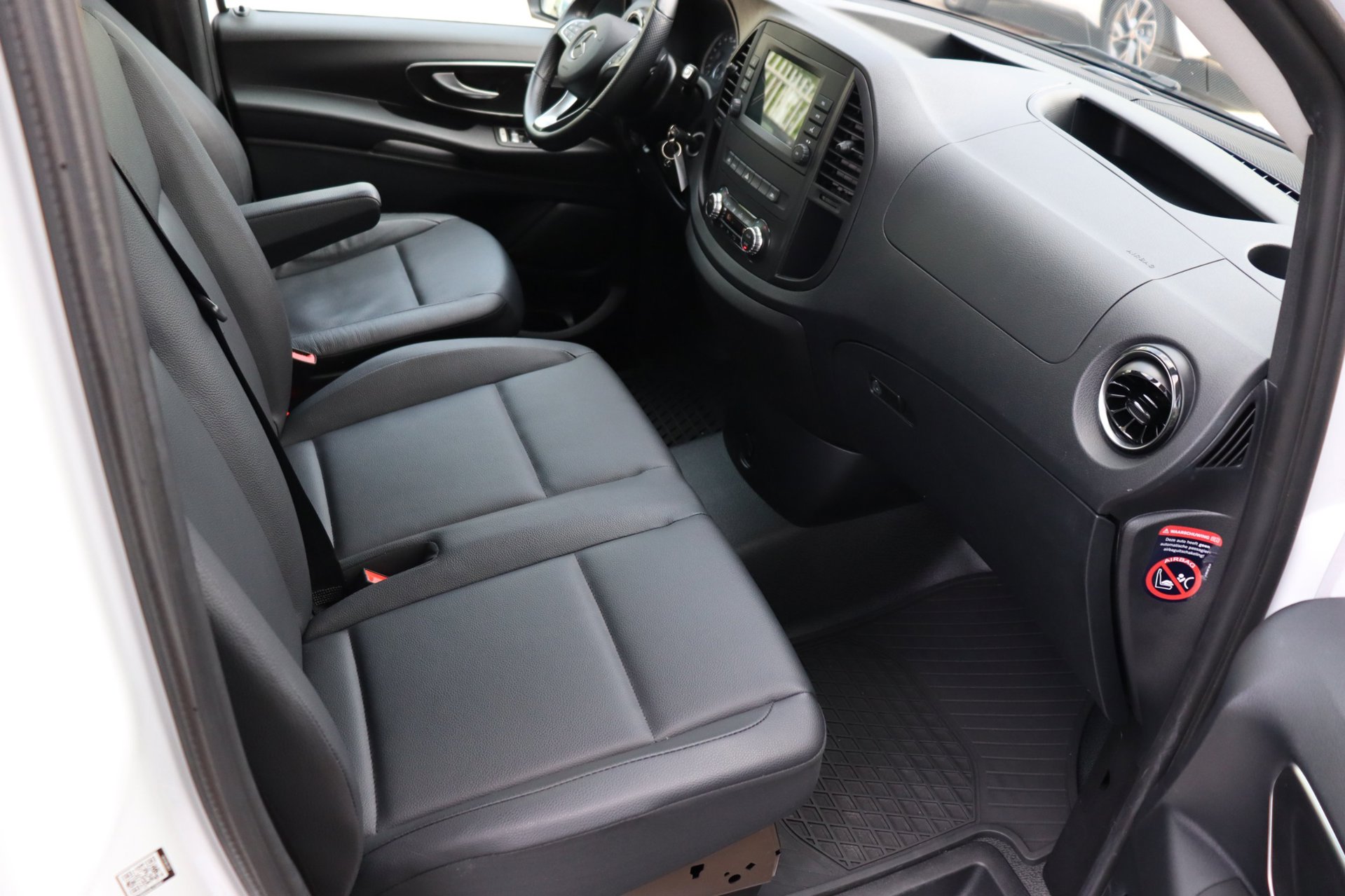 Foto van Mercedes-Benz Evito Tourer