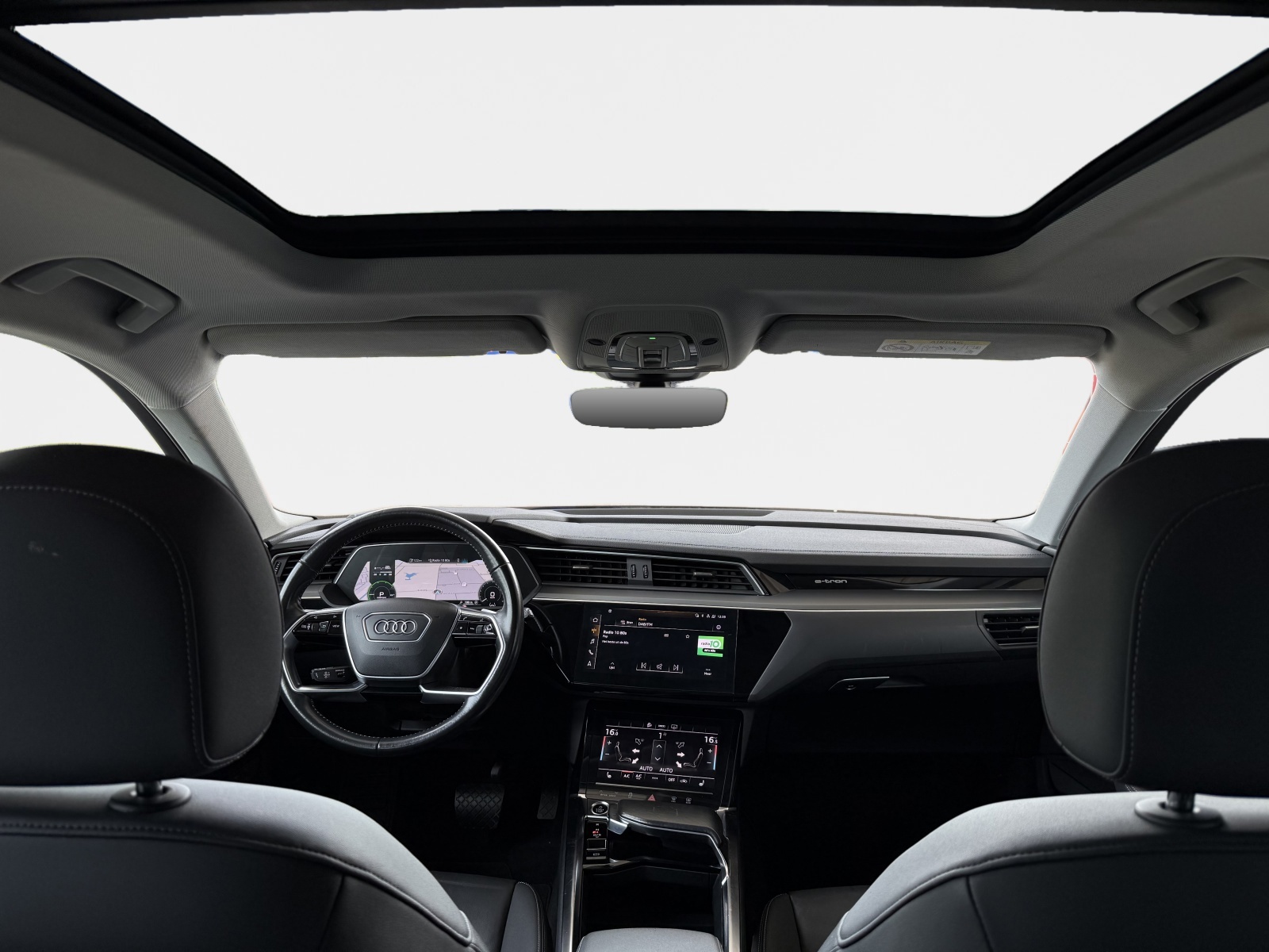 Foto van Audi E-tron 55