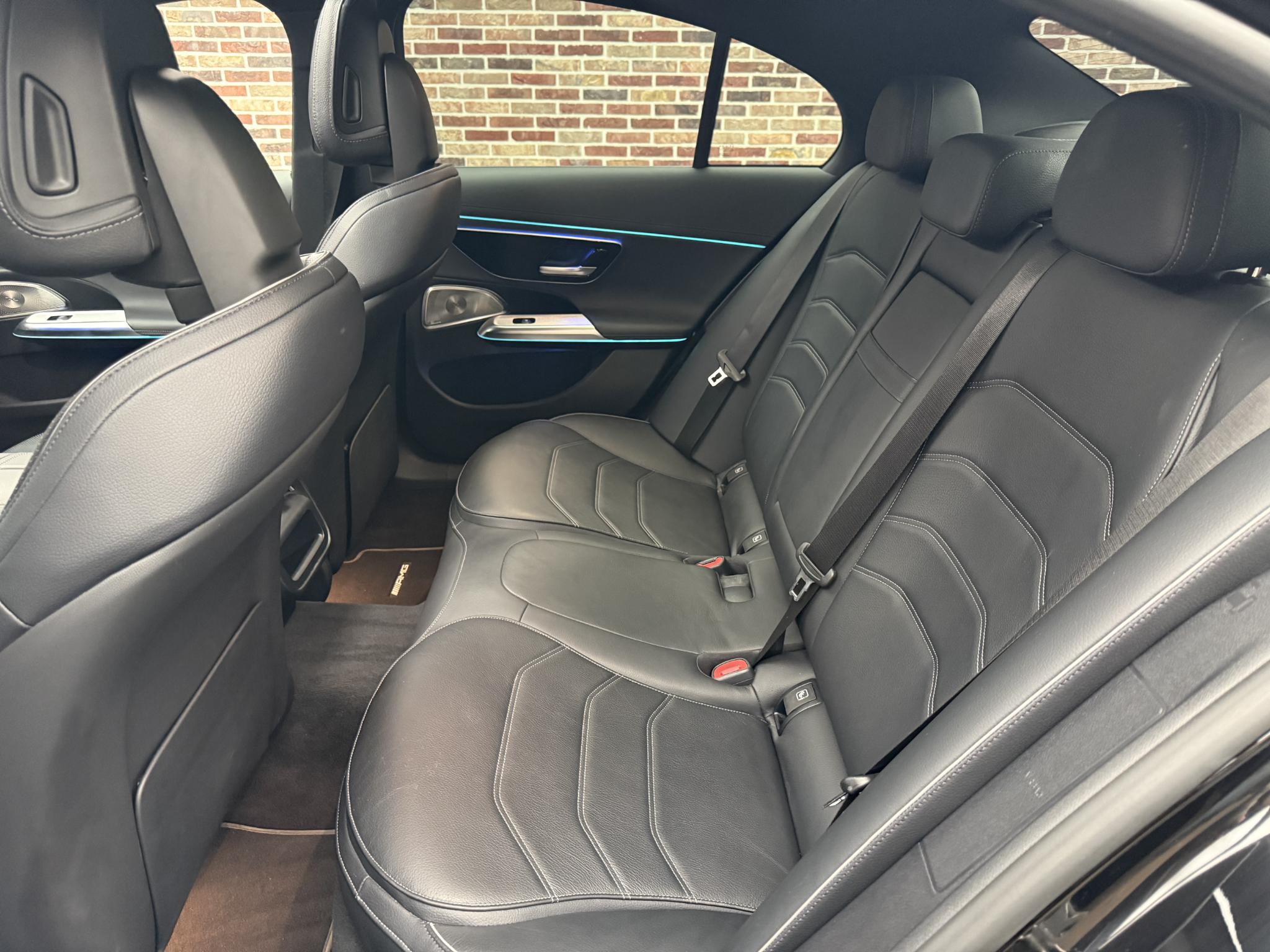 Foto van Mercedes-Benz E 300 E