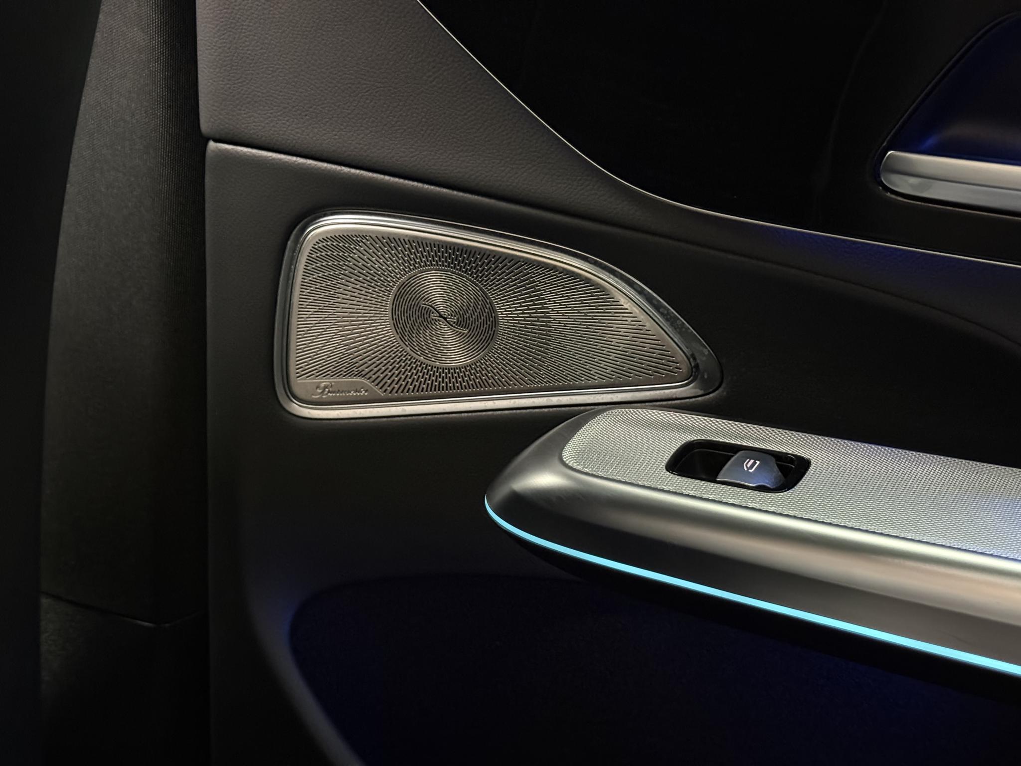 Foto van Mercedes-Benz E 300 E
