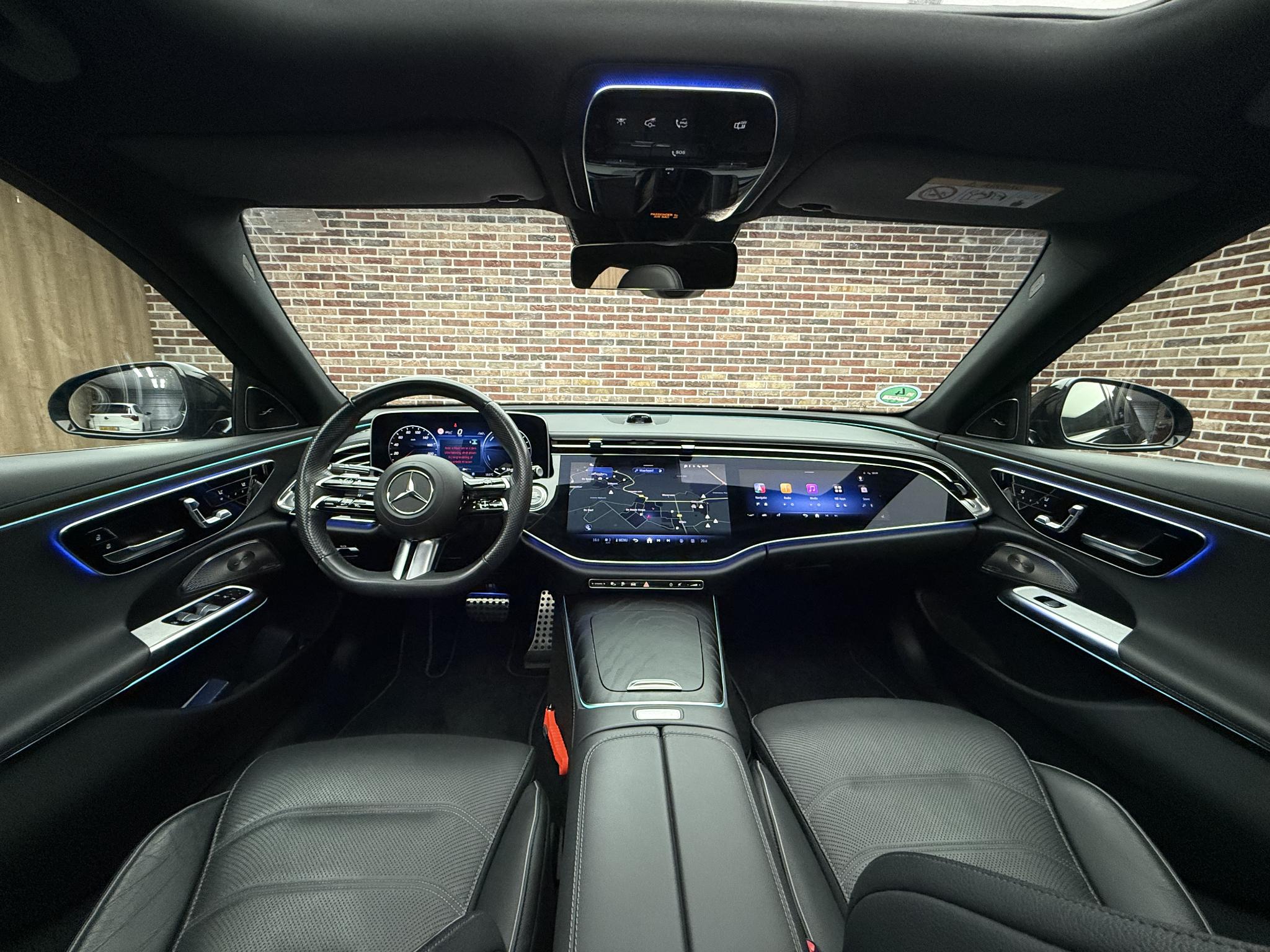 Foto van Mercedes-Benz E 300 E