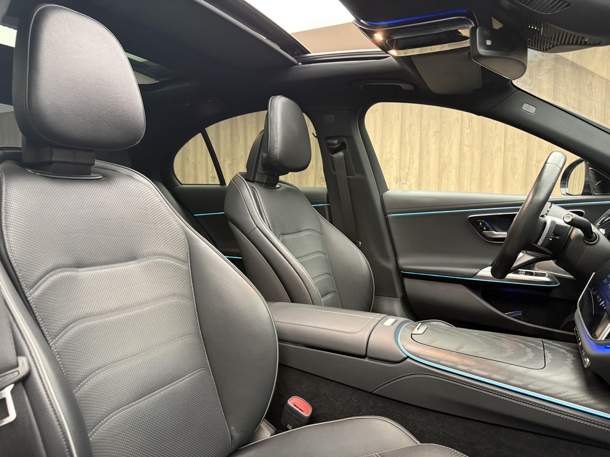 Foto van Mercedes-Benz E 300 E