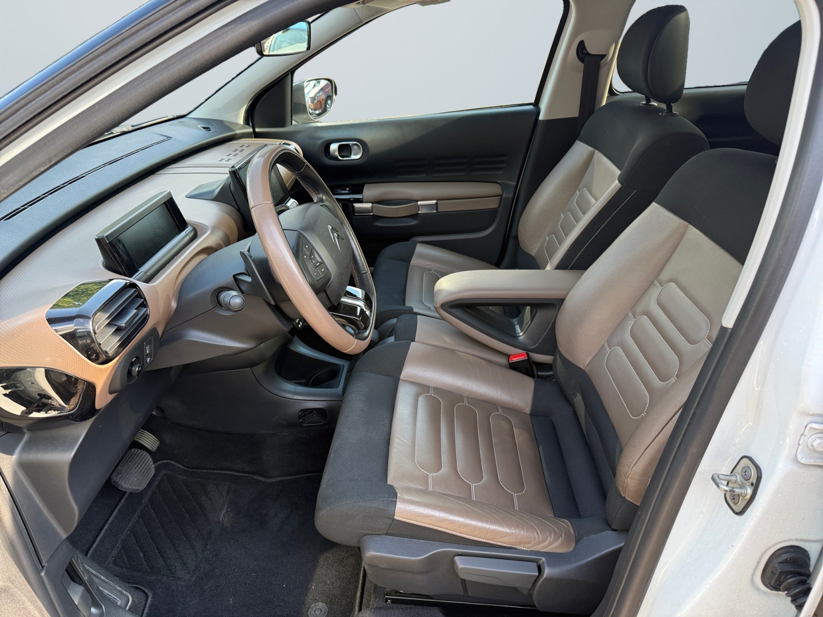 Foto van Citroen C4 Cactus