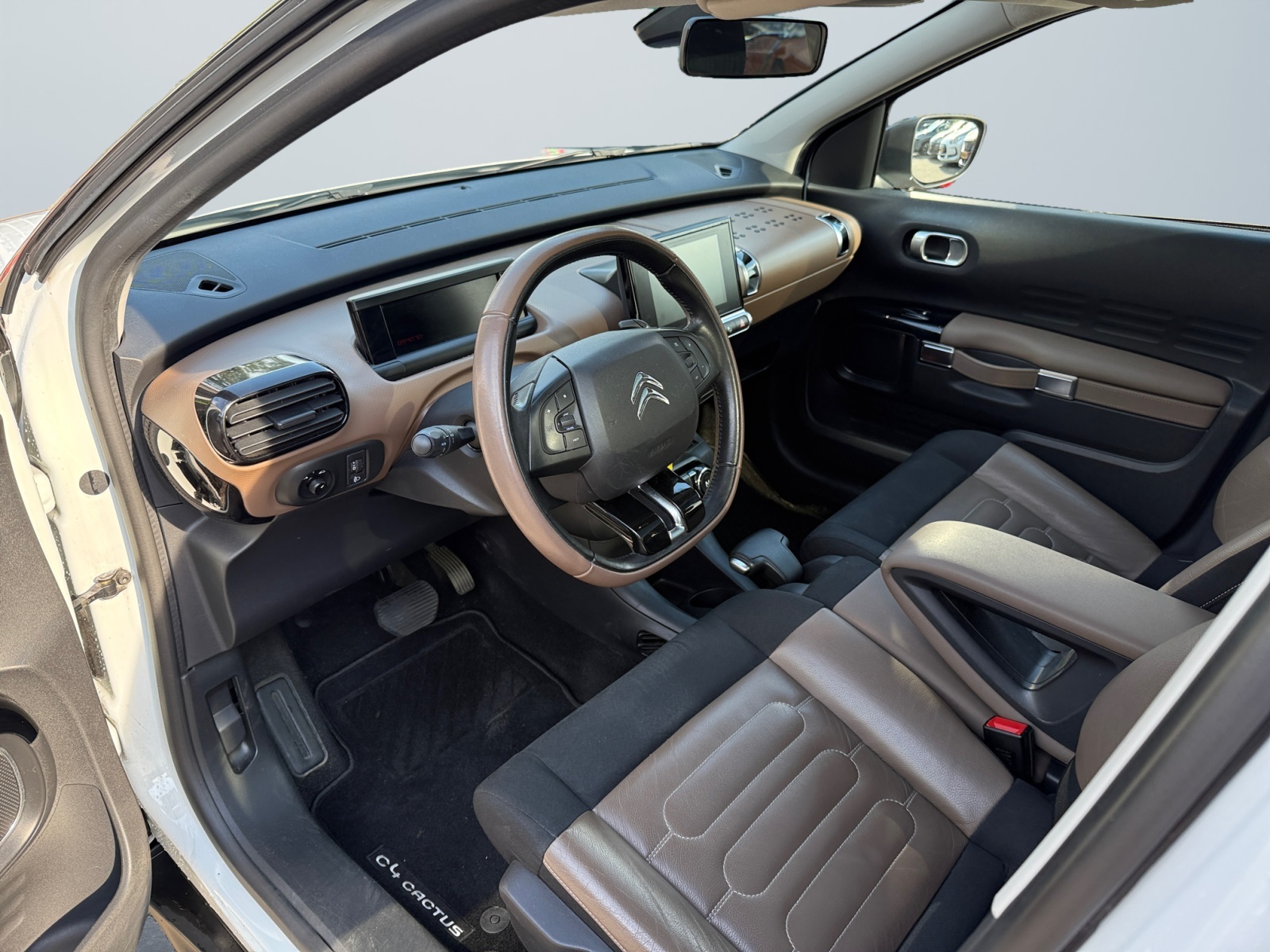 Foto van Citroen C4 Cactus