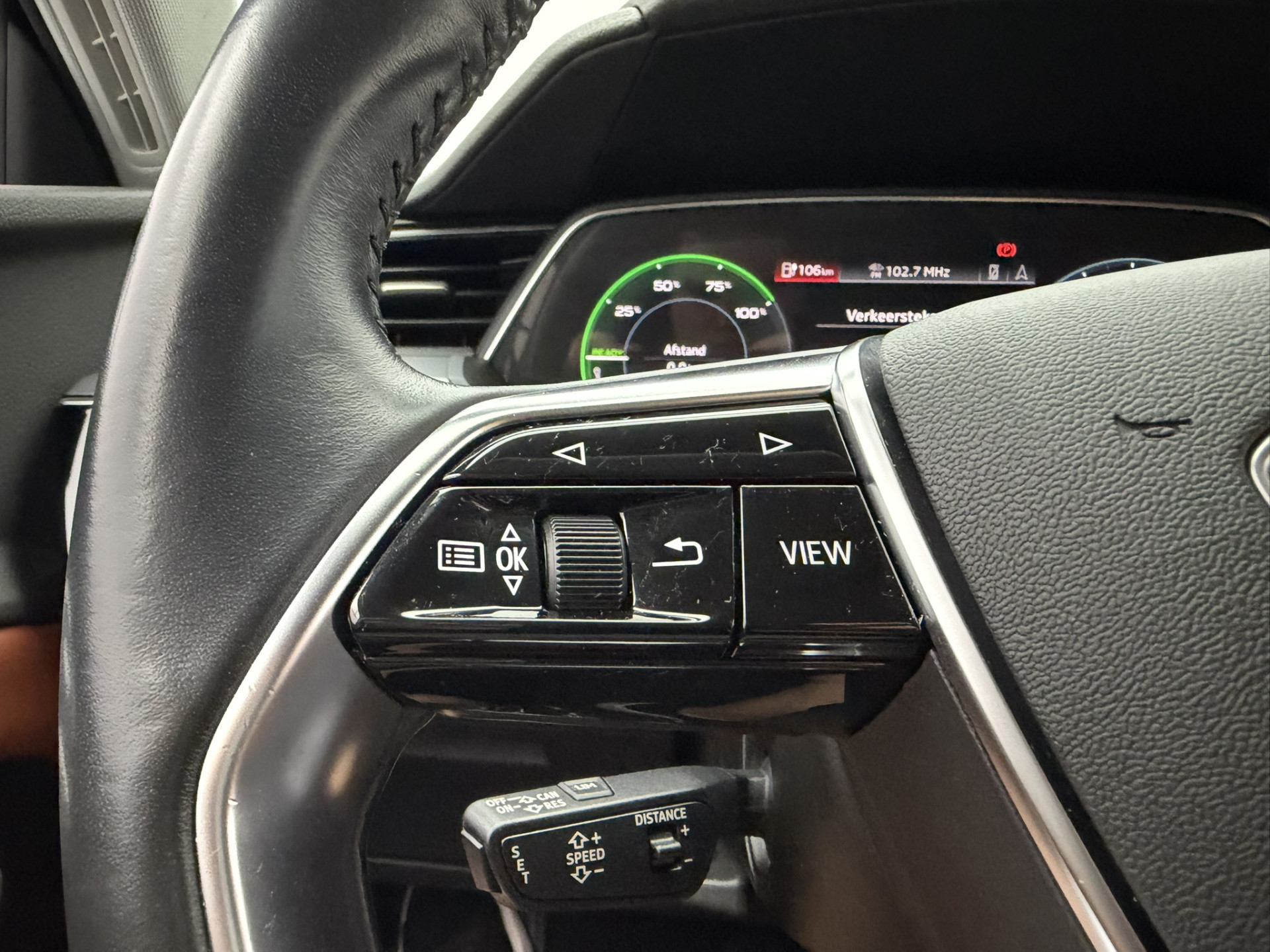 Foto van Audi E-tron 50