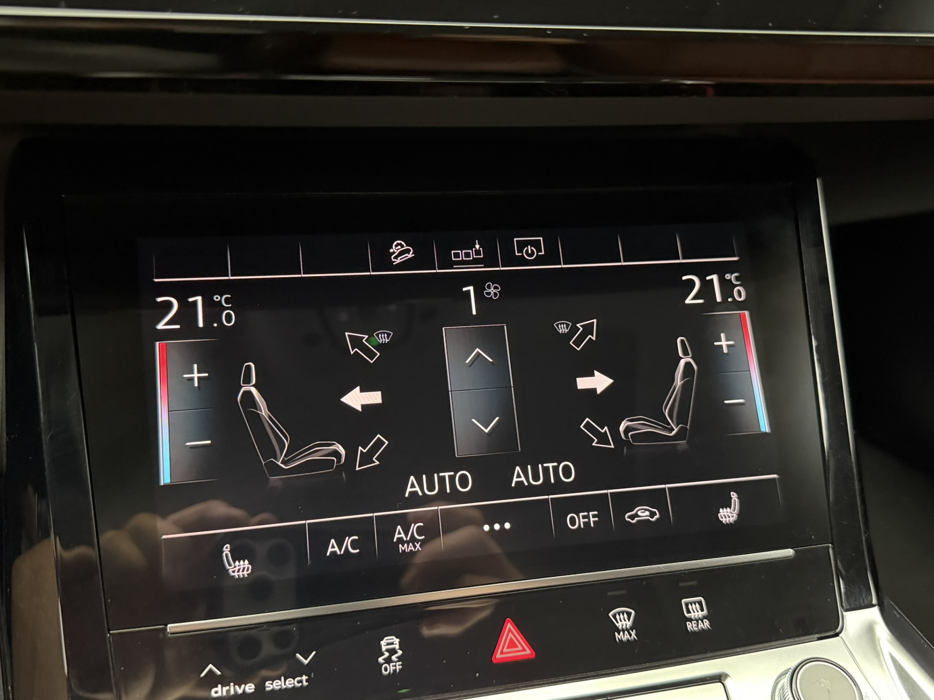 Foto van Audi E-tron 50