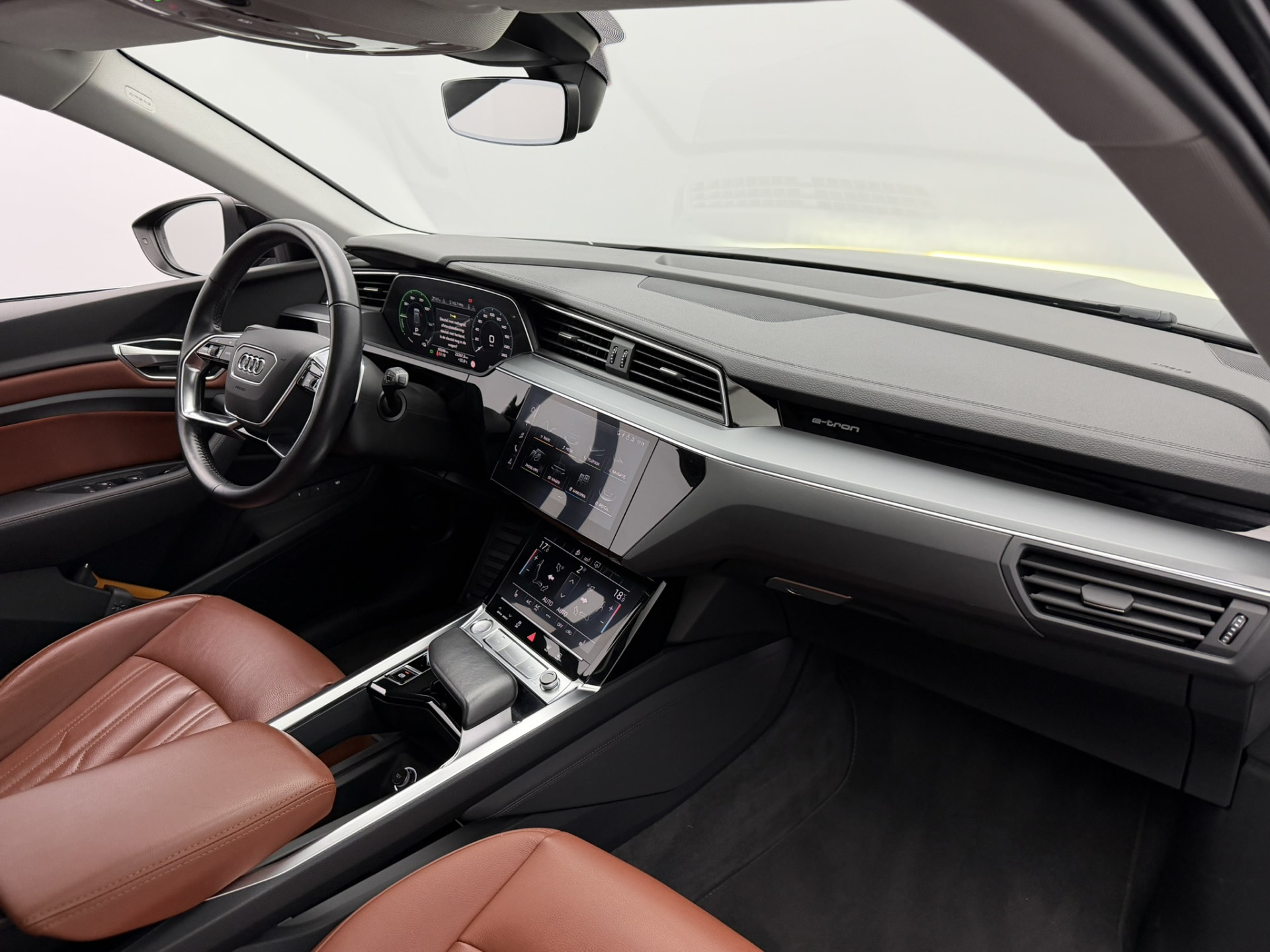 Foto van Audi E-tron 50