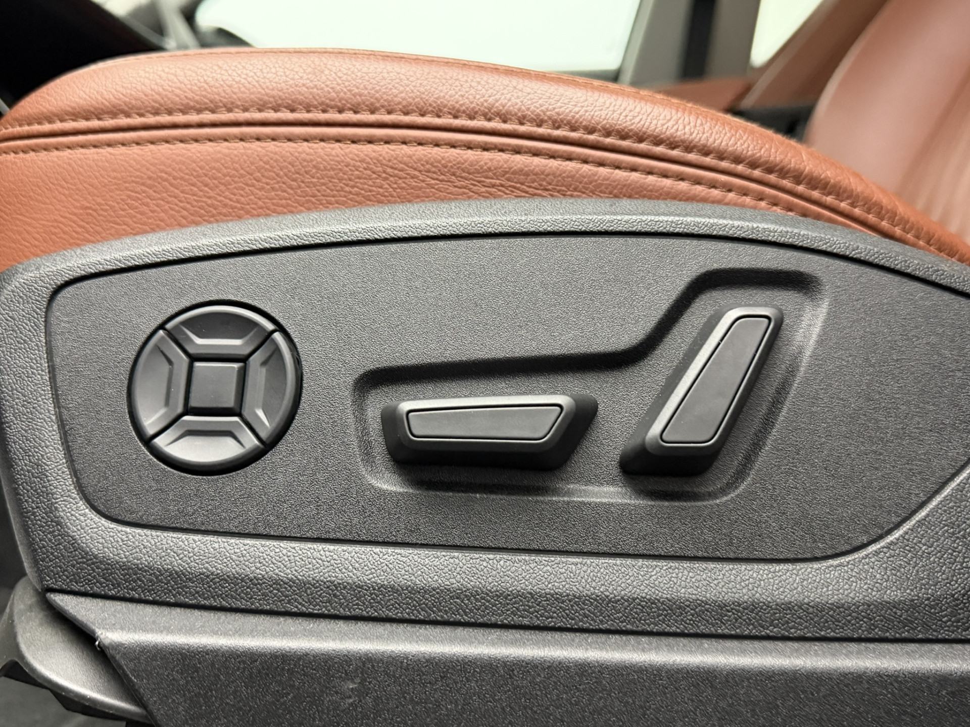 Foto van Audi E-tron 50