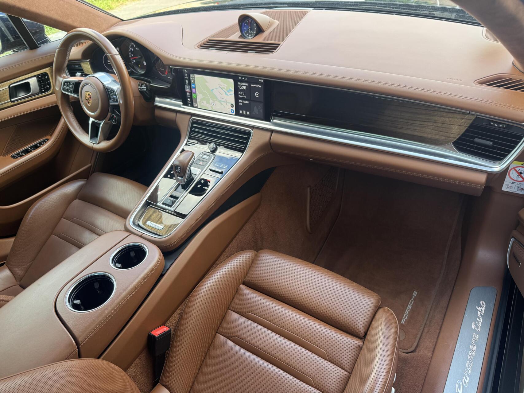 Foto van Porsche Panamera Turbo