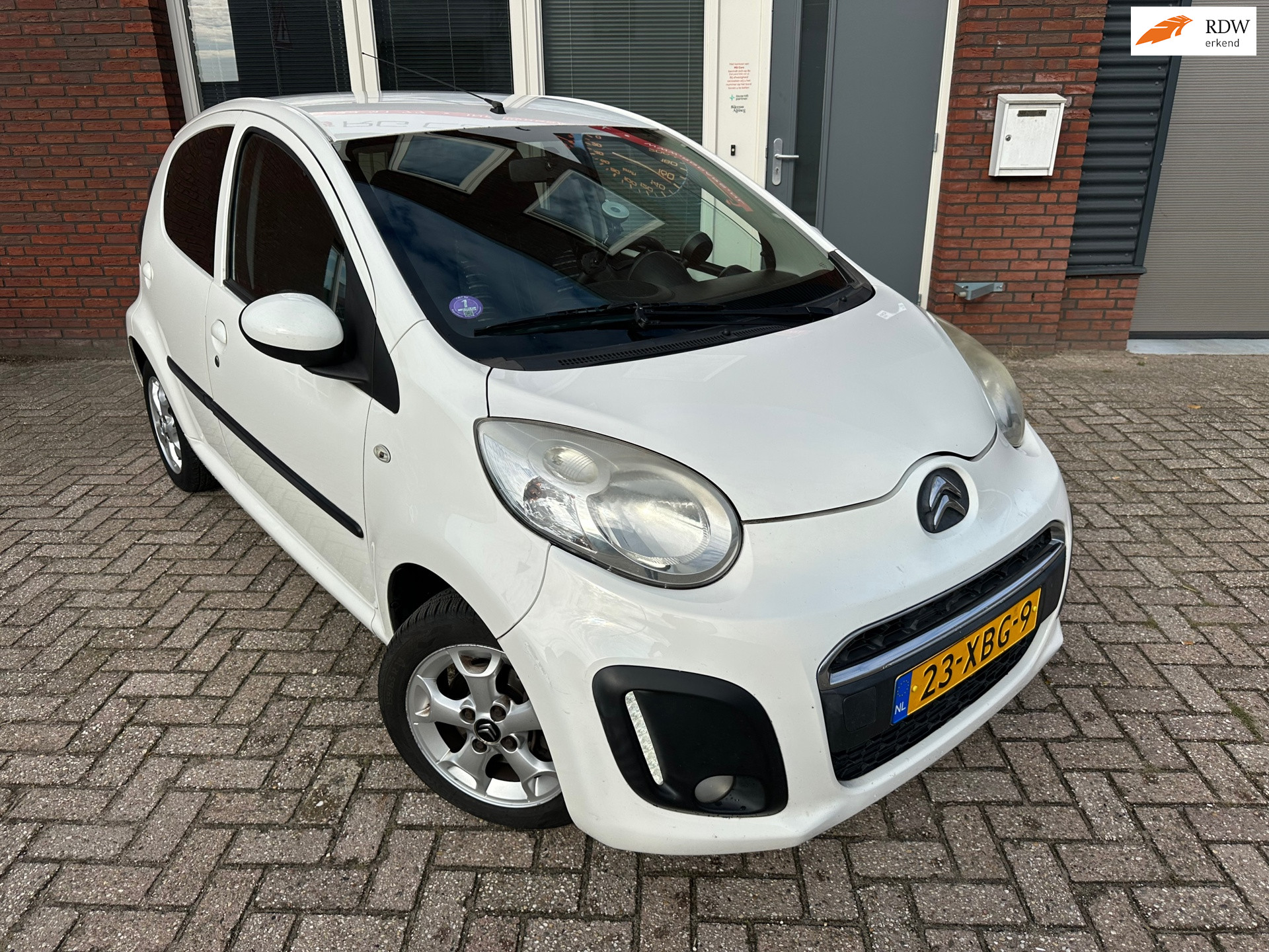 Citroen Citroen C1 1.0 First Edition / Airco / 5DRS / LM / Vol Onderhoud 2012 - voorkant