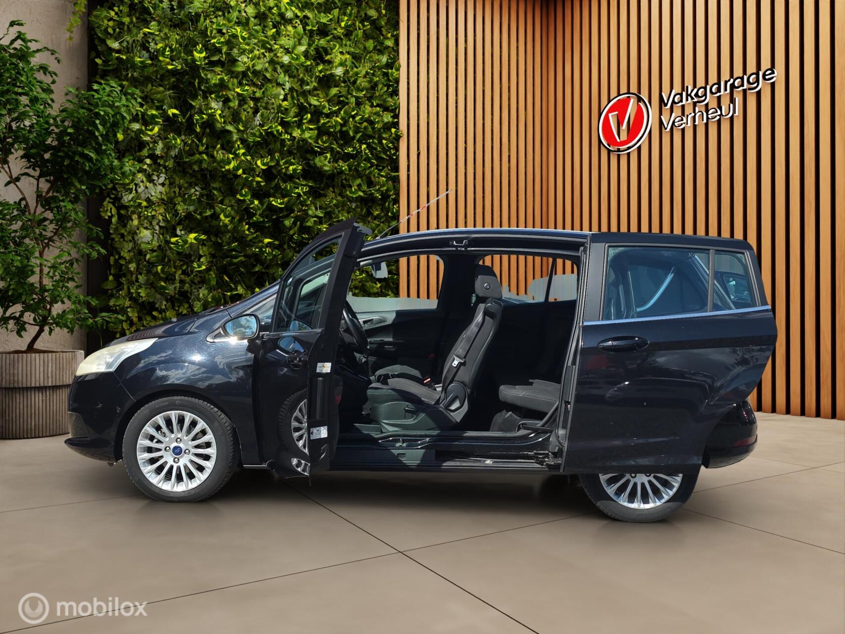 Foto van Ford B-max