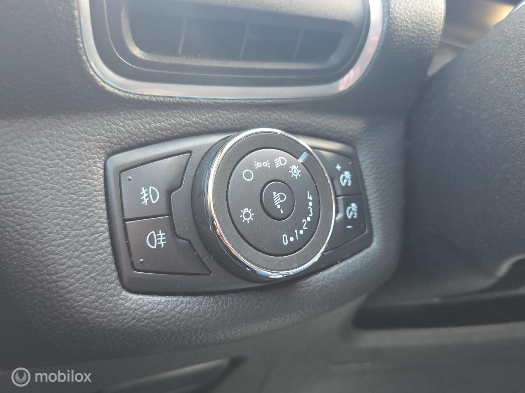 Foto van Ford B-max