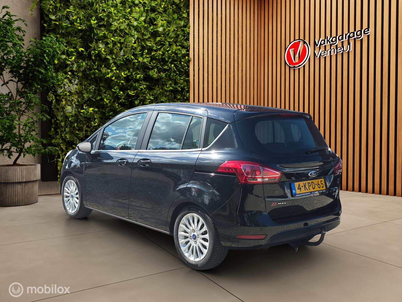 Foto van Ford B-max