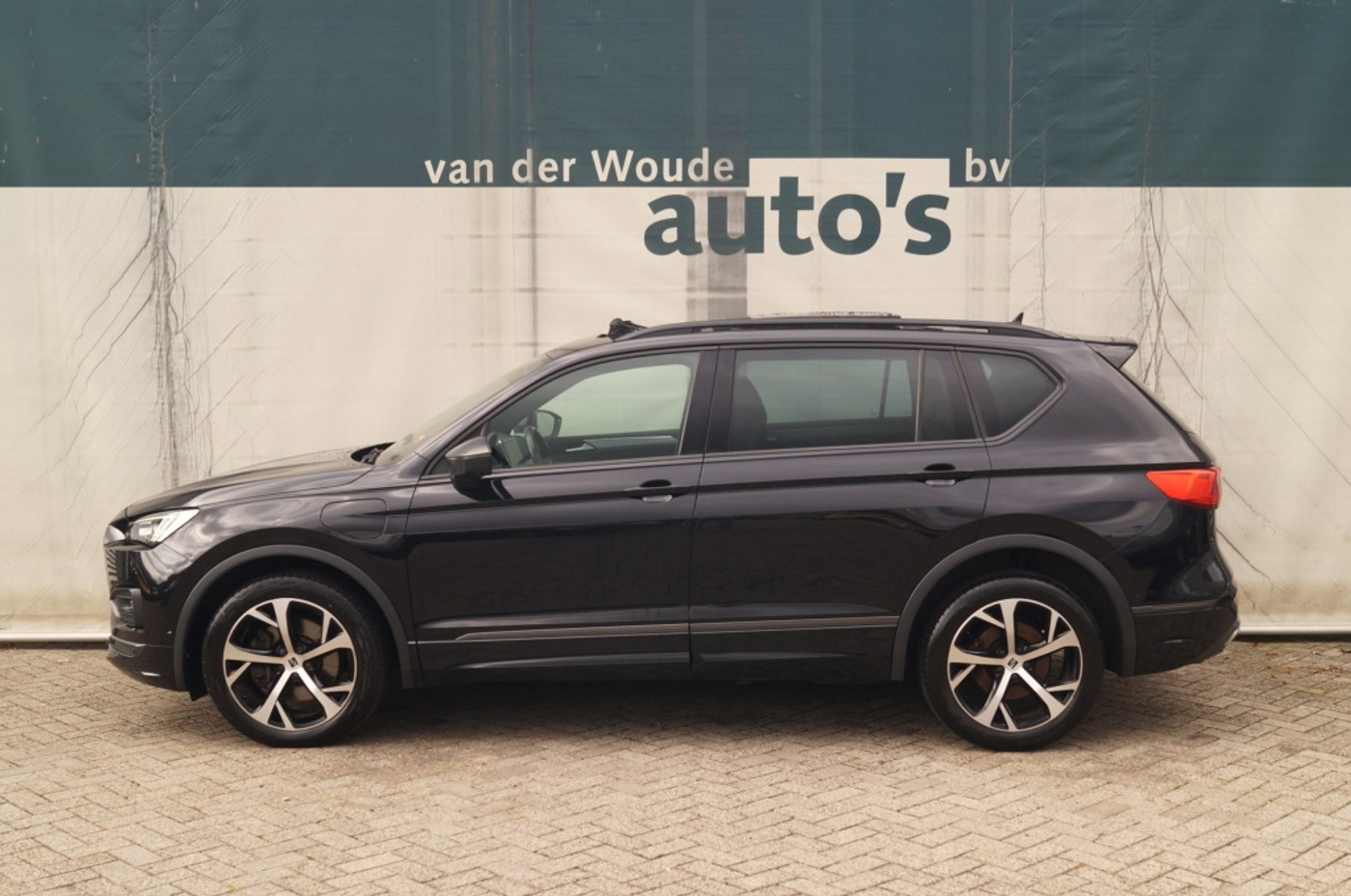 Seat Tarraco 1.4 TSI e-Hybrid PHEV FR Business Intense -PANO-TREKHAAK- 2022 - voorkant