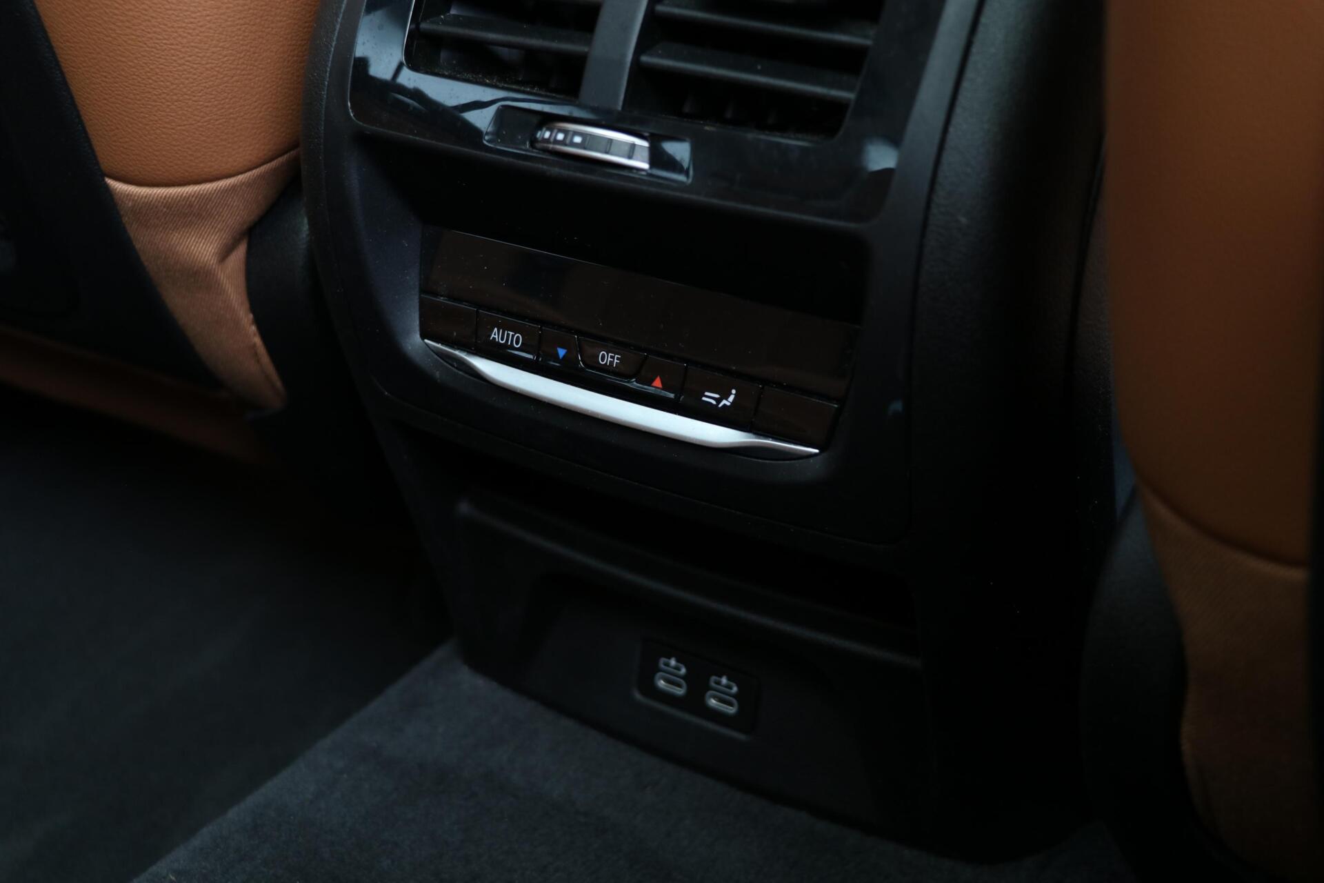 Foto van BMW Ix3