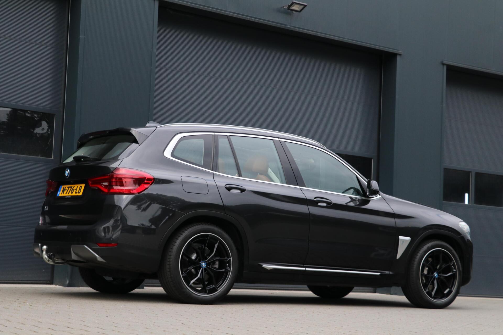 Foto van BMW Ix3