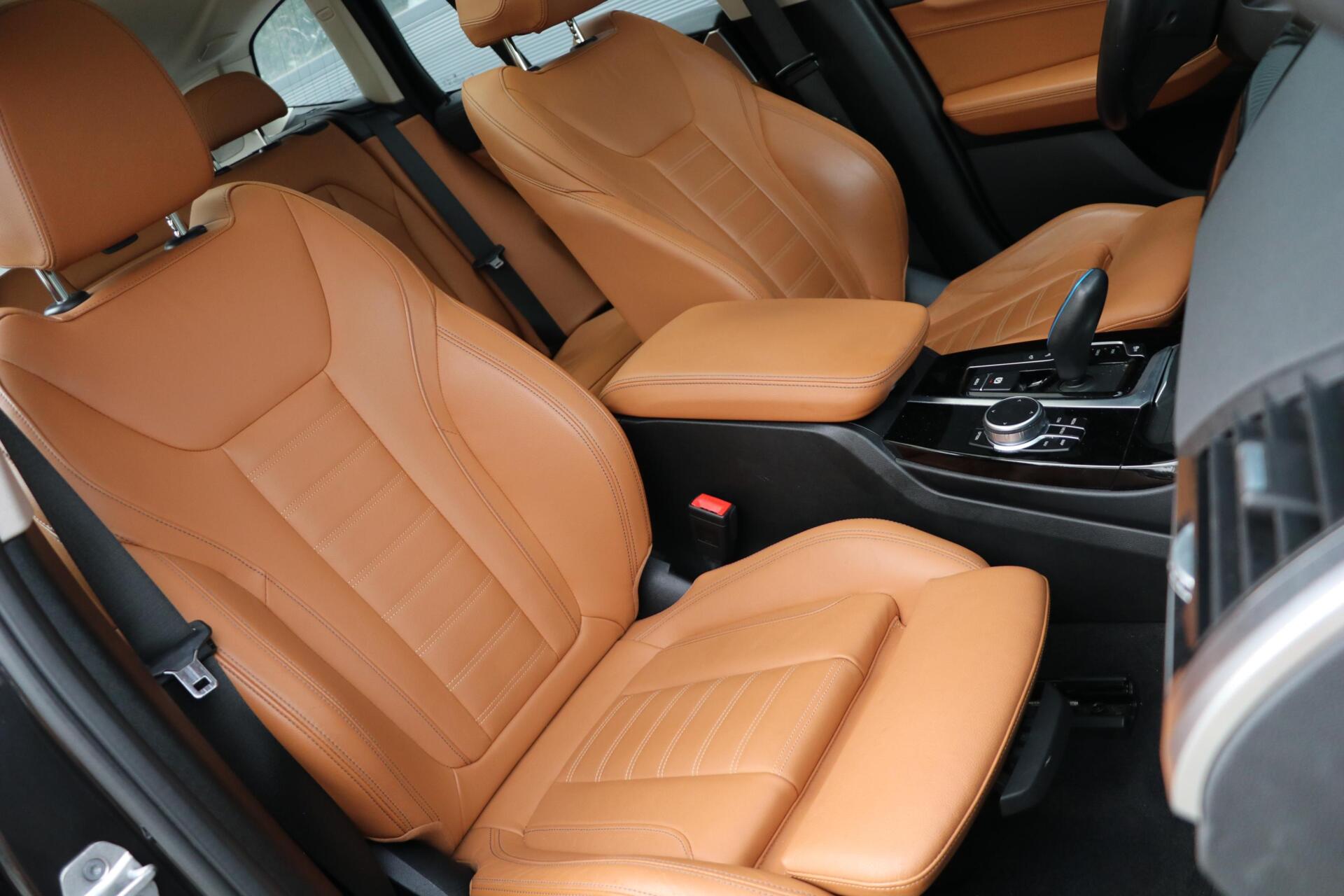 Foto van BMW Ix3
