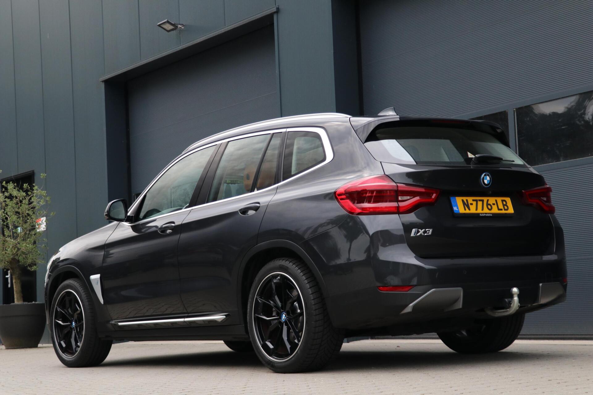 Foto van BMW Ix3