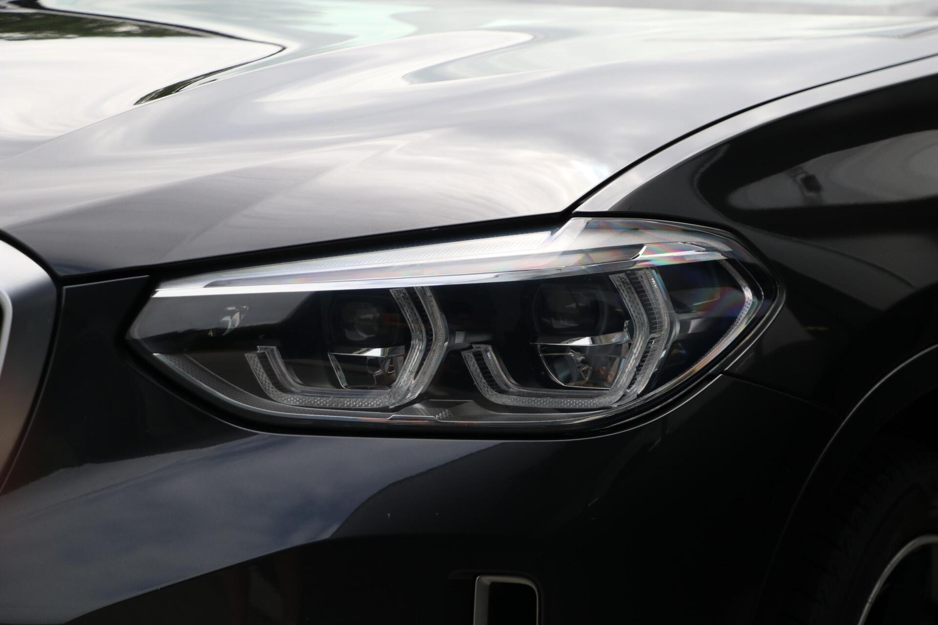 Foto van BMW Ix3