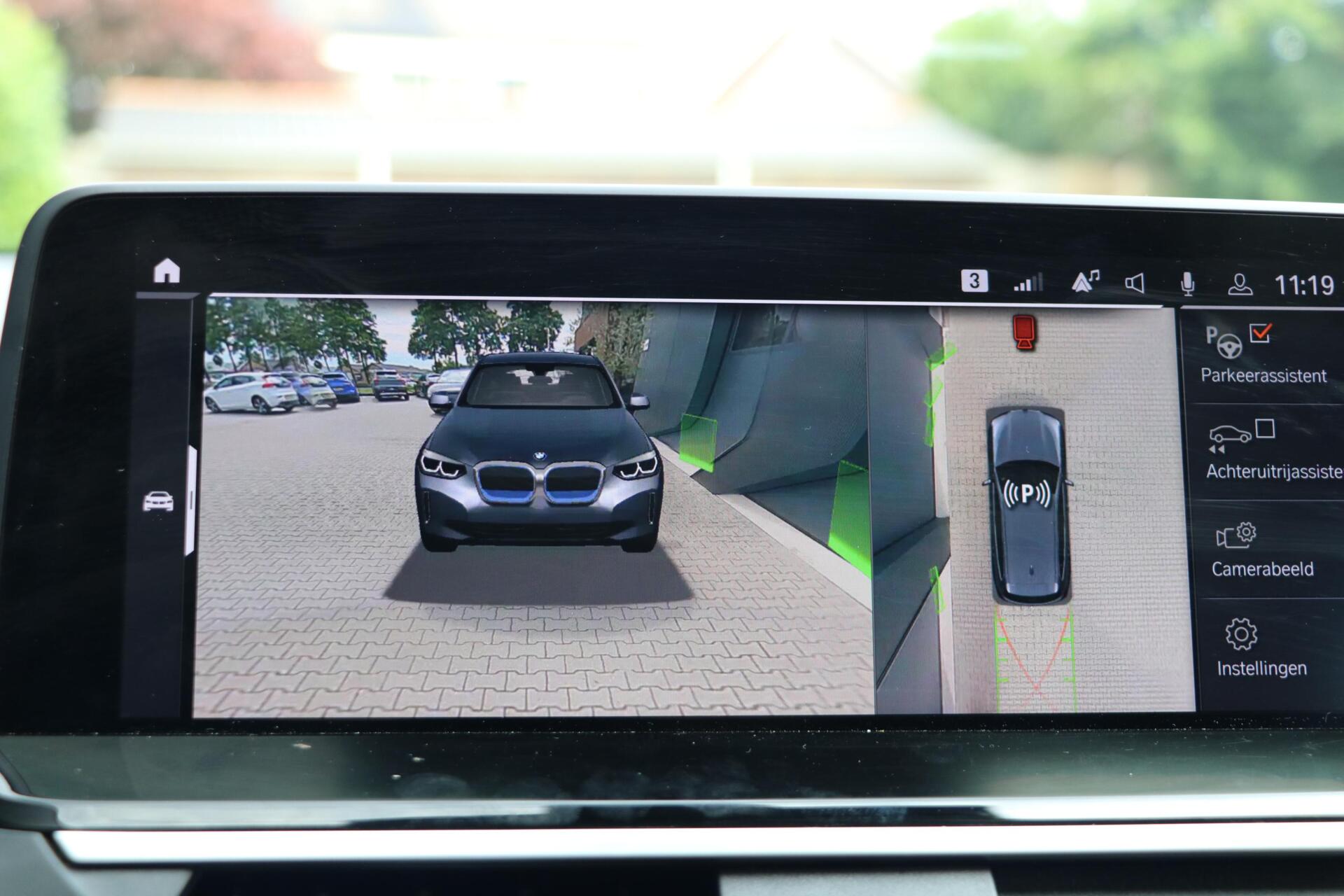 Foto van BMW Ix3