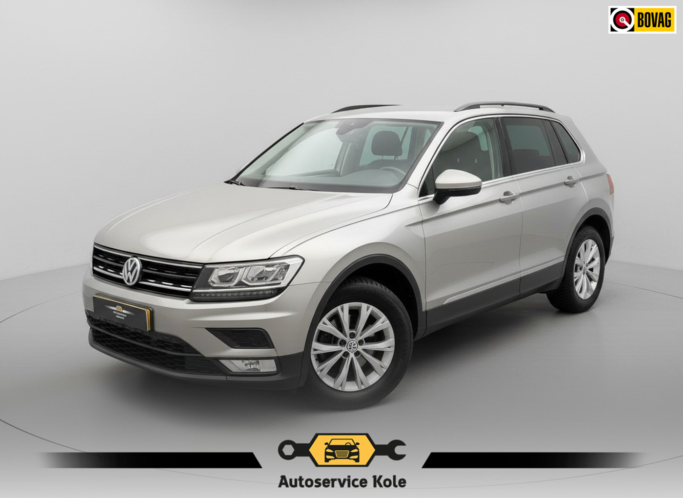 Volkswagen Tiguan 1.4 TSI Automaat Comfortline * Trekhaak * Navigatie * Adaptieve Cruise Control * 2017 - voorkant