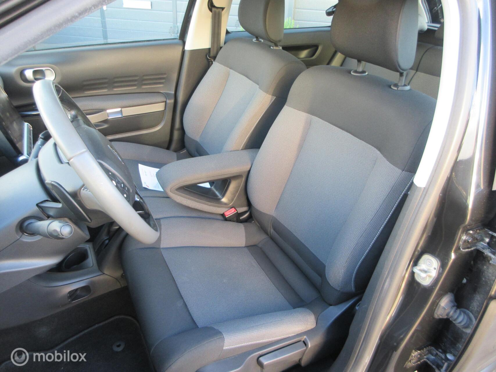 Foto van Citroen C4 Cactus