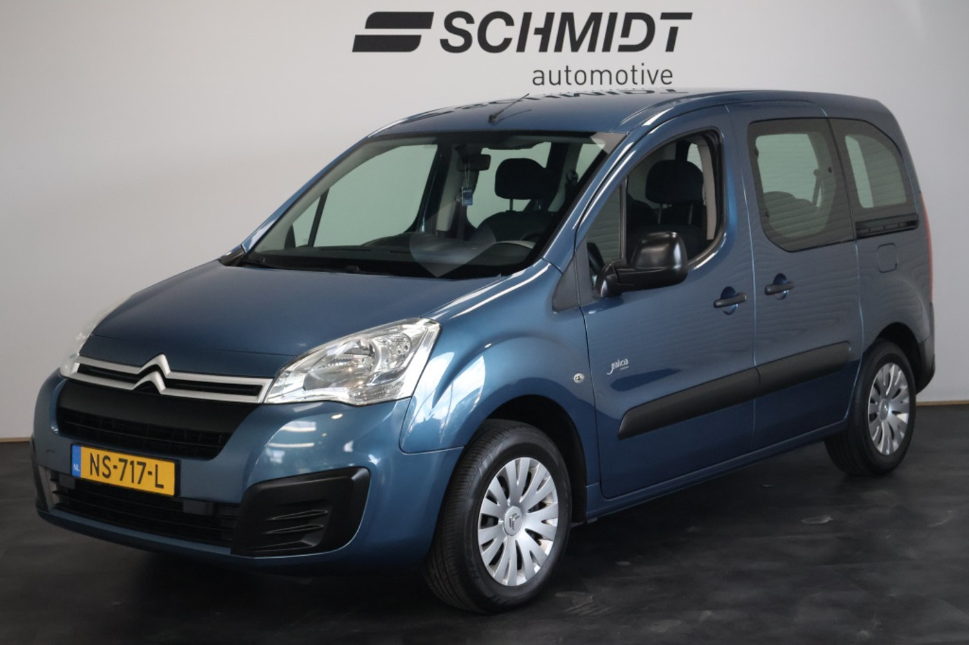 Citroen Berlingo 1.2 PureTech Feel 110pk 5p | Airco | Cruise Control | Schuifdeuren 2017 - voorkant