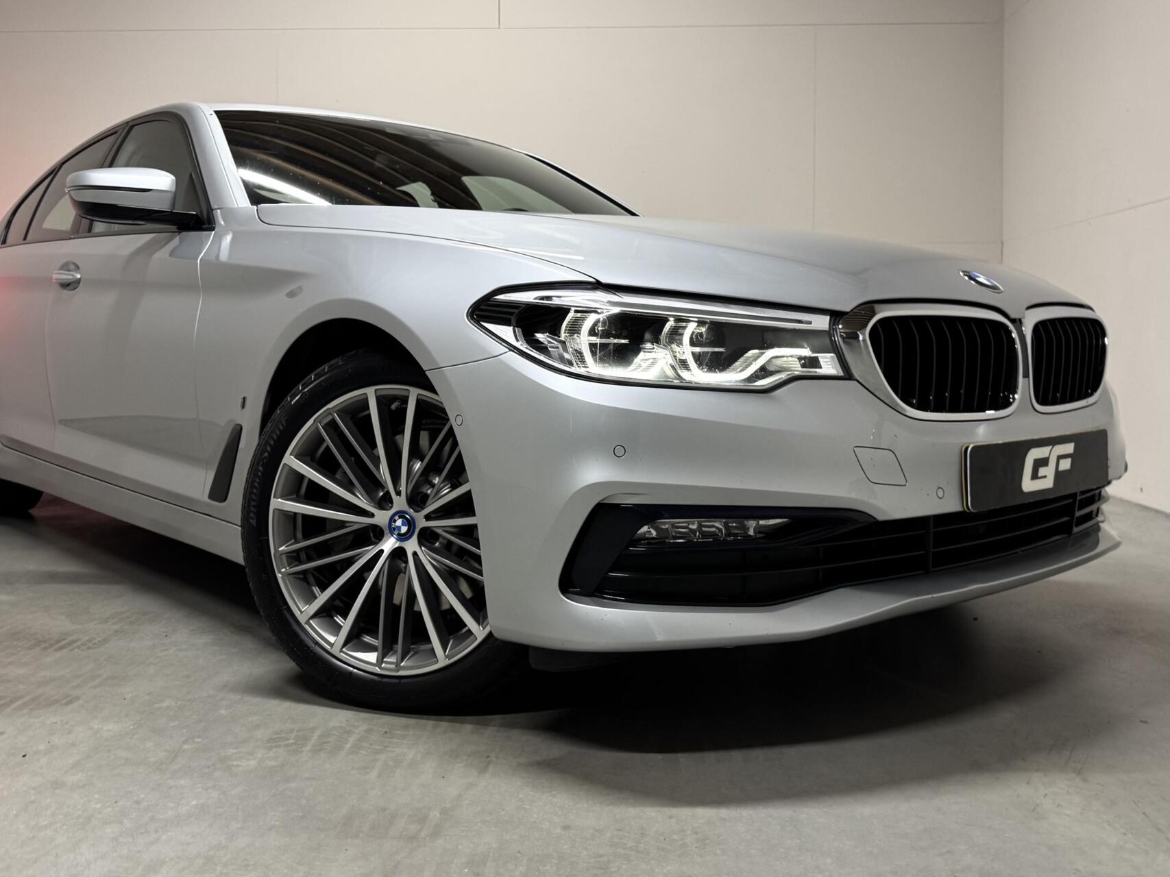 Foto van BMW 530e Iperformance