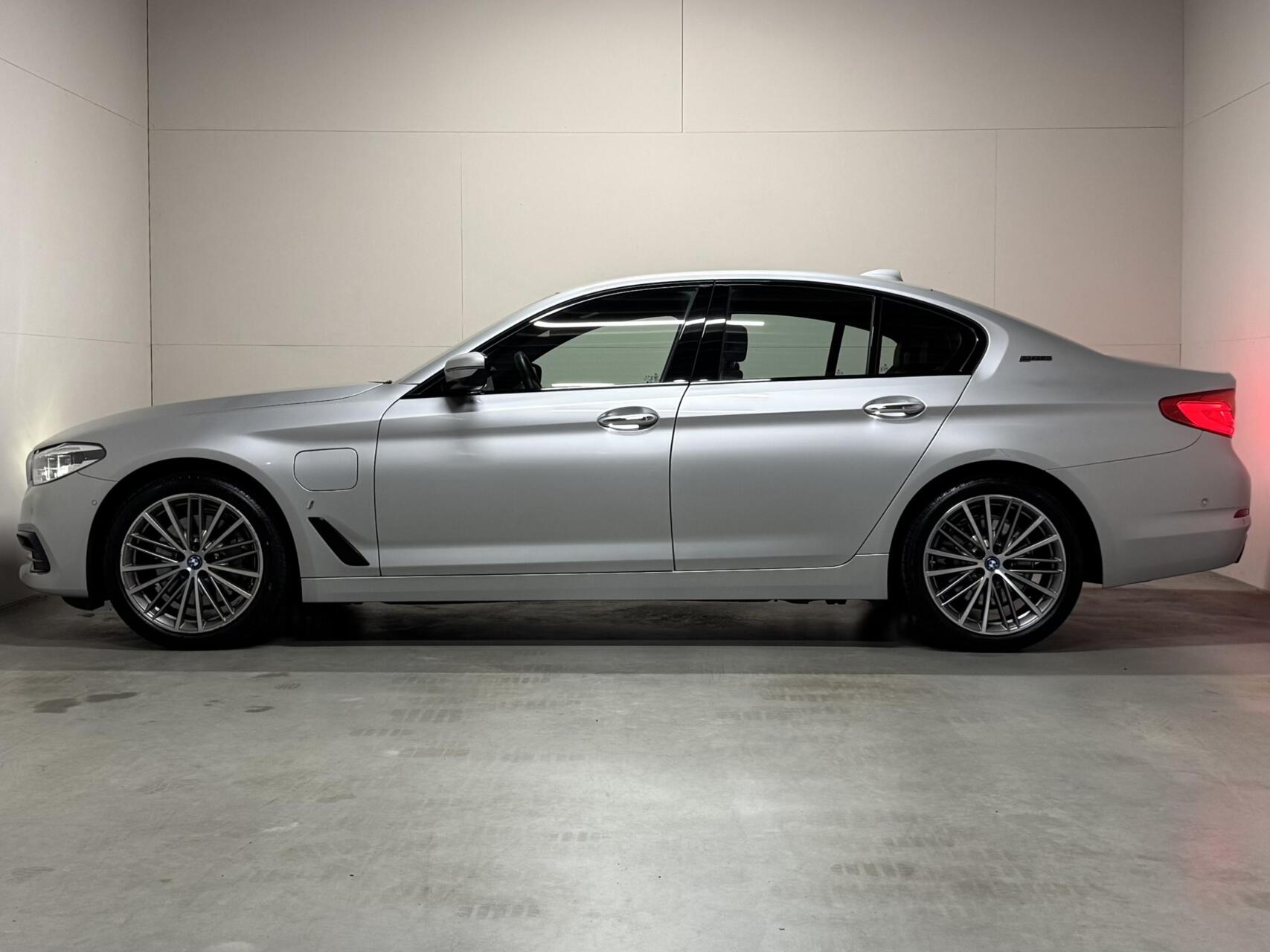 Foto van BMW 530e Iperformance