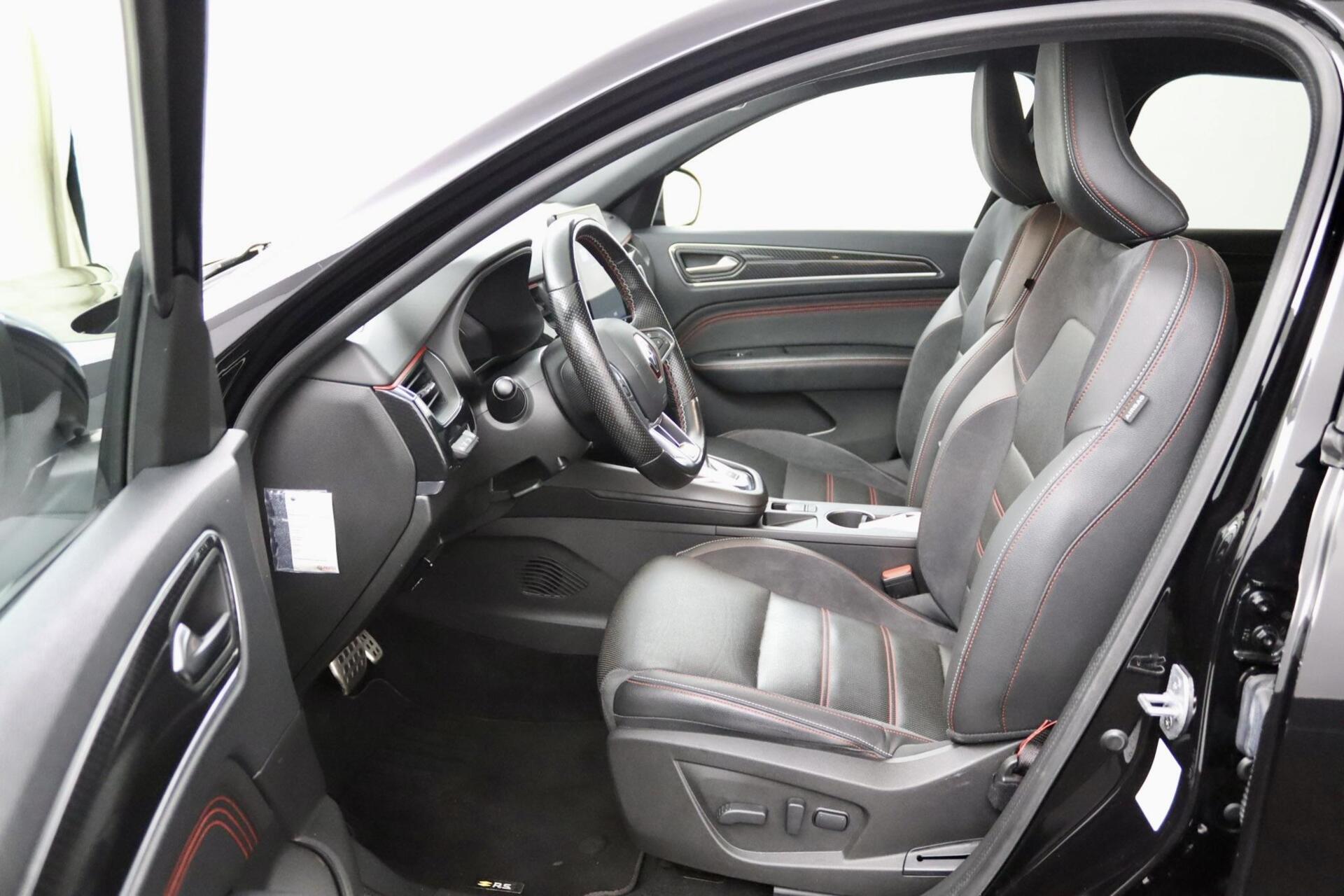 Foto van Renault Arkana E-tech