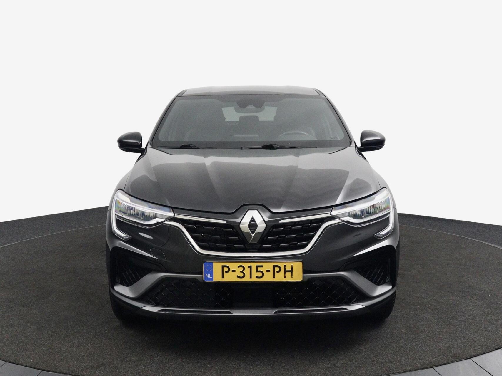 Foto van Renault Arkana E-tech