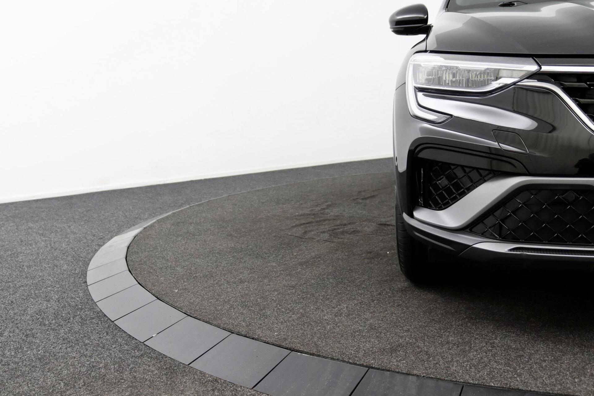Foto van Renault Arkana E-tech