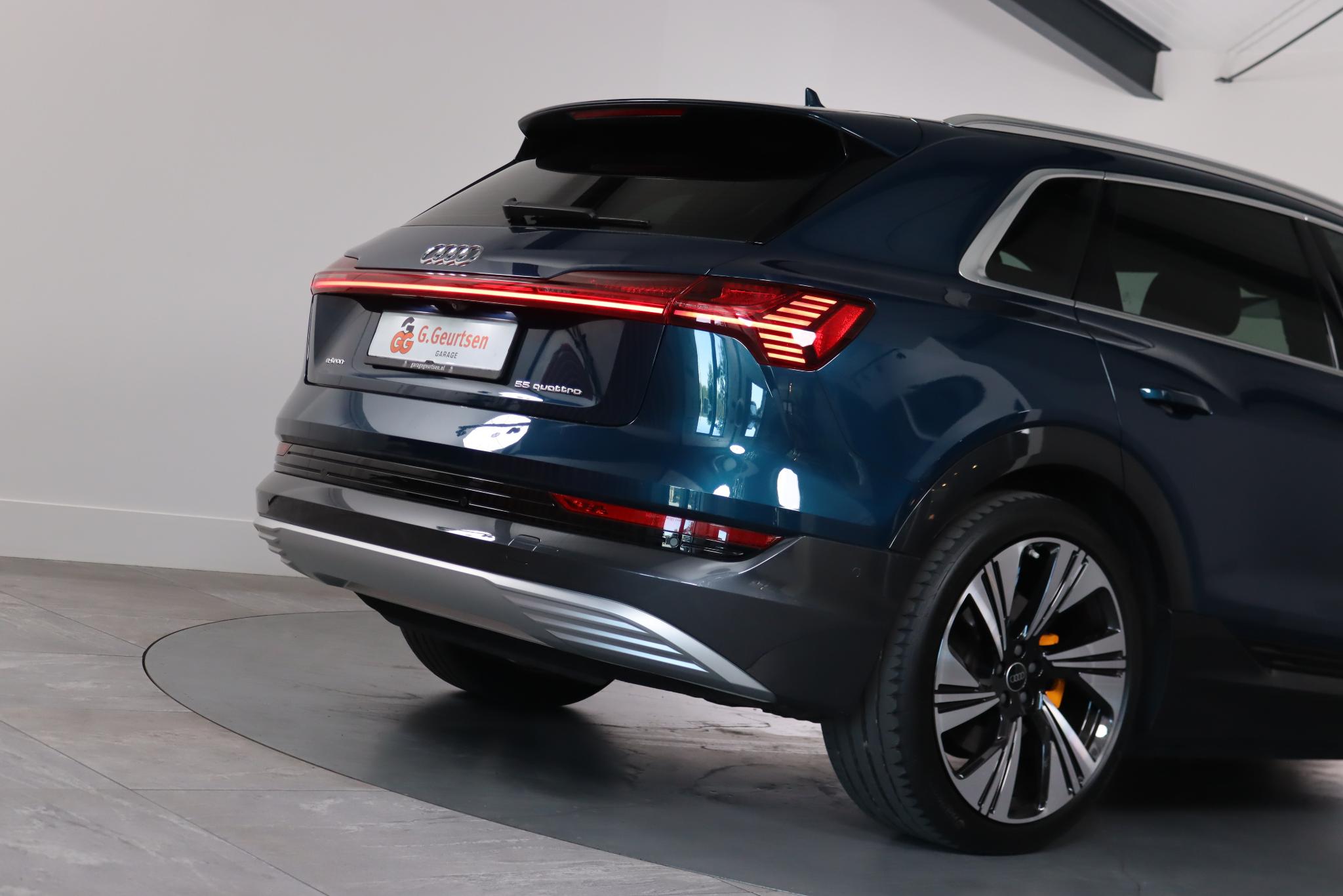 Foto van Audi E-tron