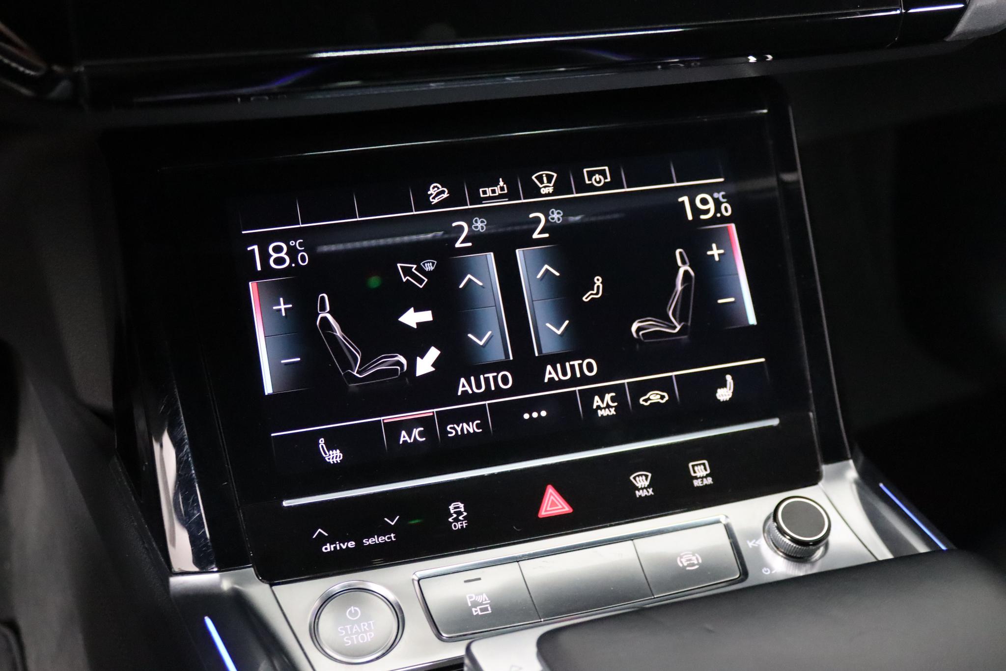 Foto van Audi E-tron
