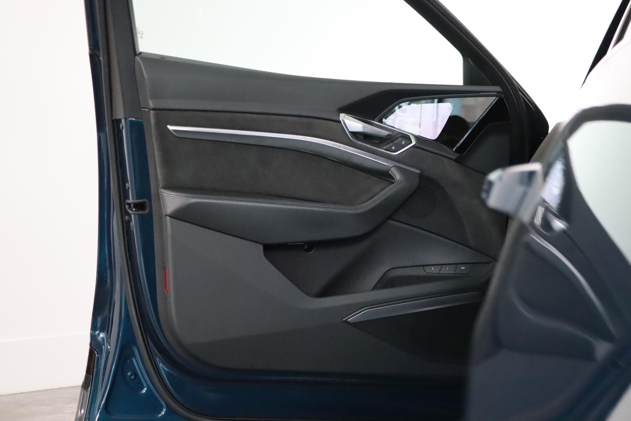 Foto van Audi E-tron