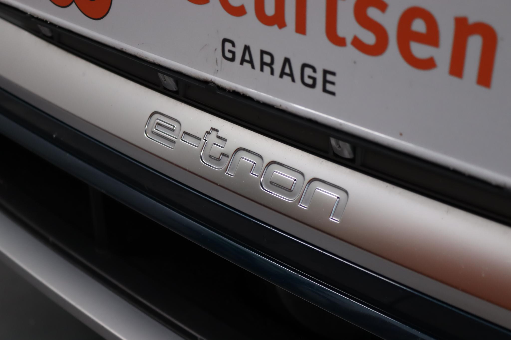 Foto van Audi E-tron